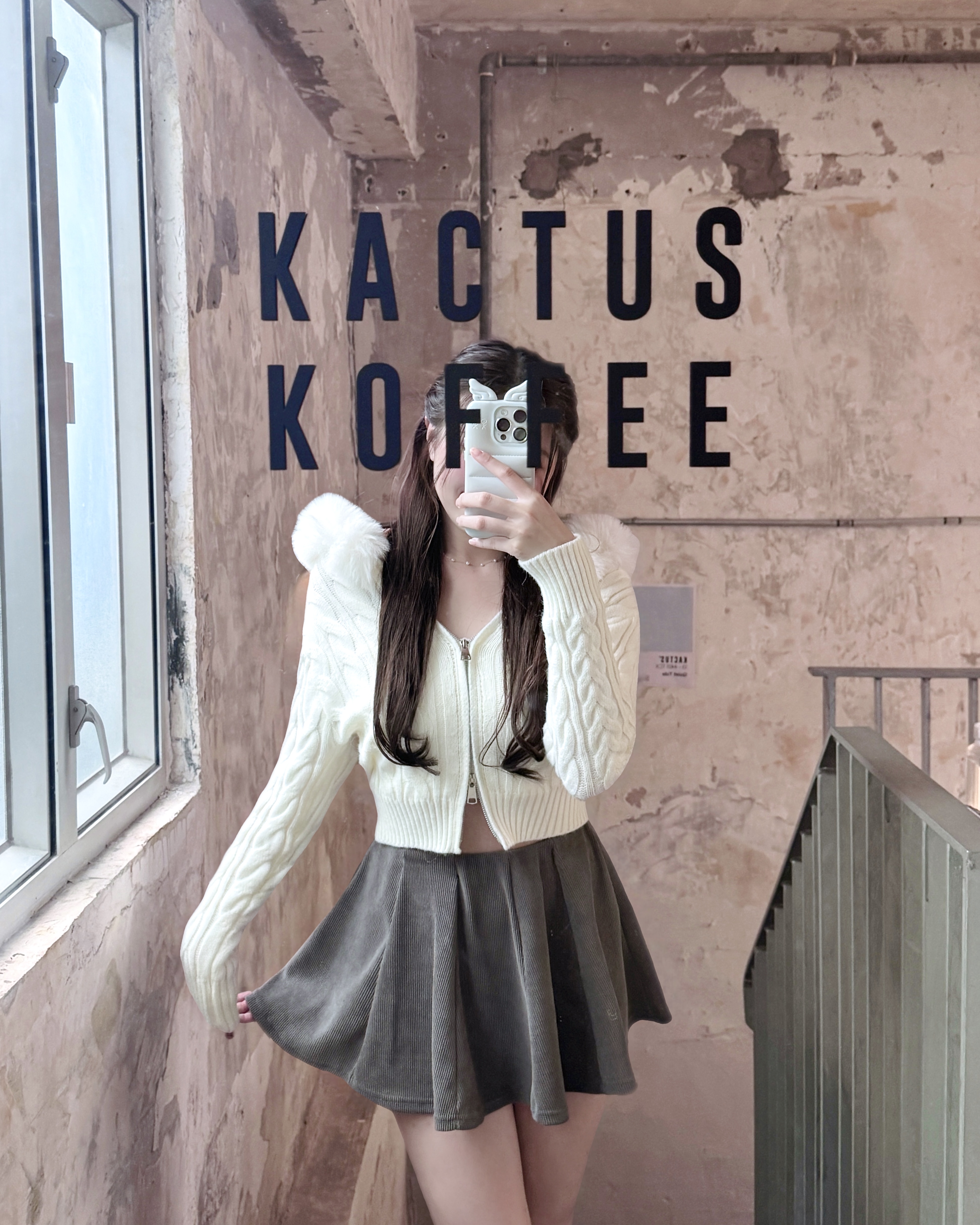 【 ♪ 新品追加🤍 | ⋆˚ʚɞ一穿愛上～女友感♡毛毛拉鍊麻花外套❄️☃️】 Snowy Zip Up Cardigan Top(三色入)