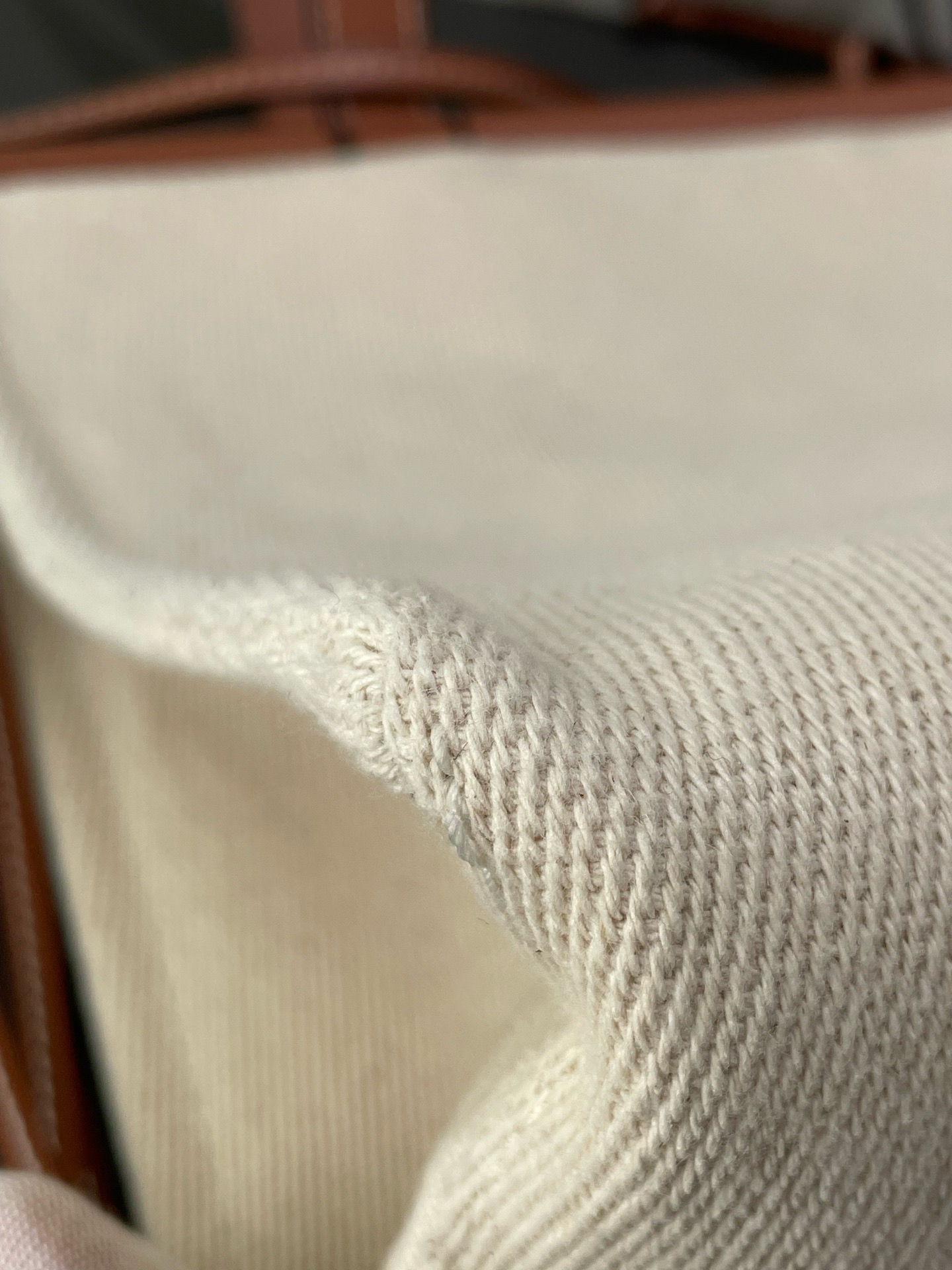 【預訂貨品】LOEWE米色帆布拼焦糖牛皮tote