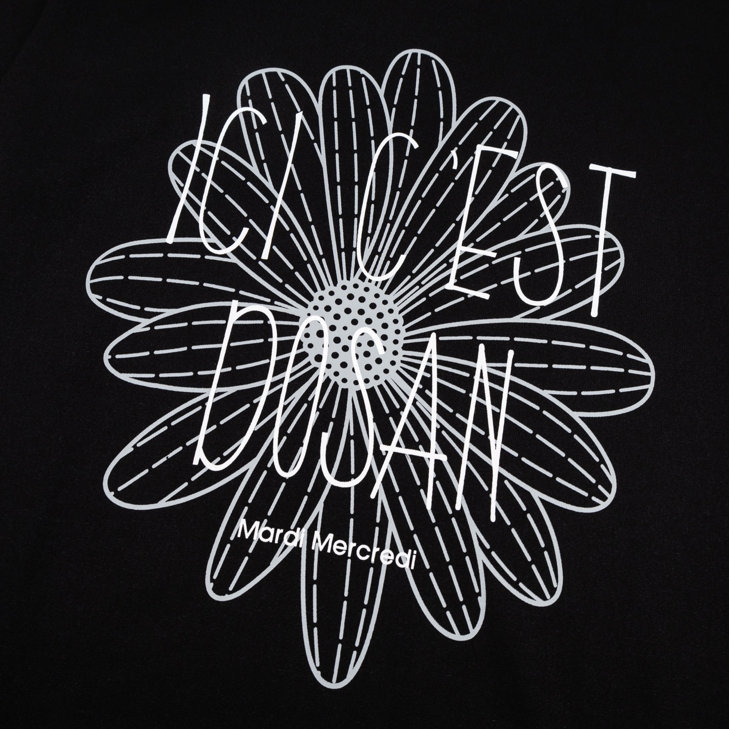 Mardi Mercredi FlowerMardi Dosan Exclusive Tee