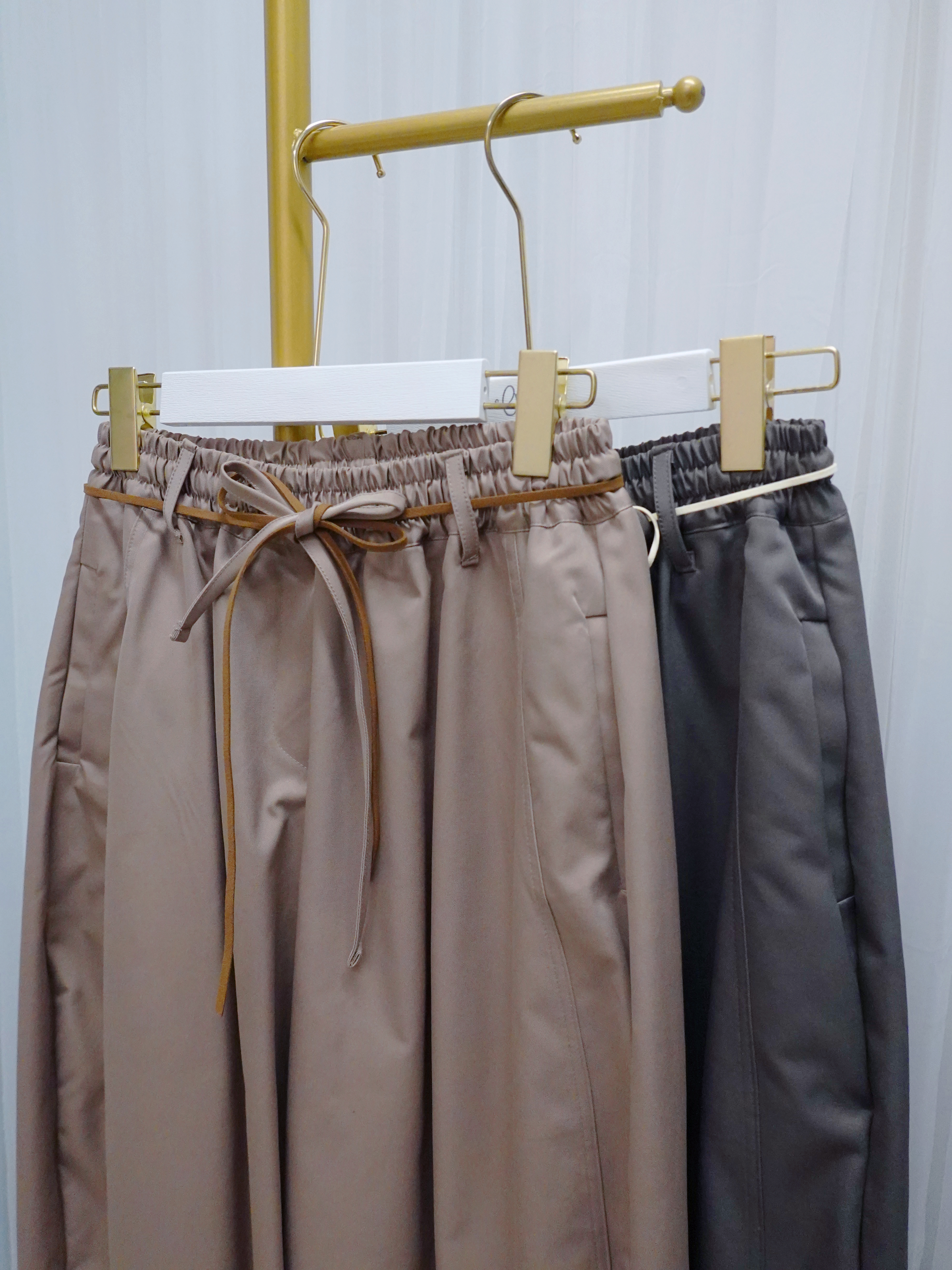 BOT14_11 廉刀闊褲 (2色)