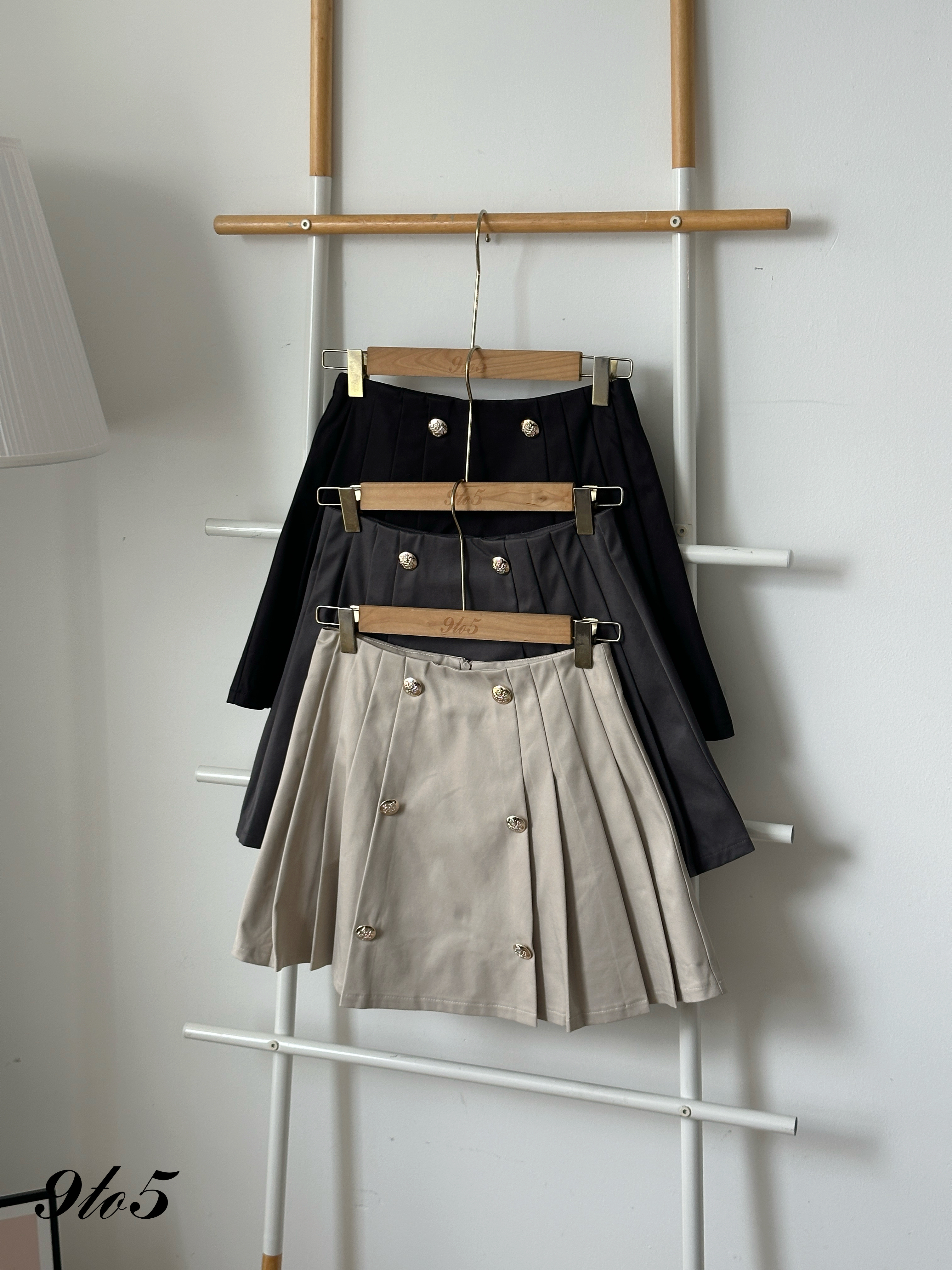 S1908 Short Pleated Skirt - 3 Colors 