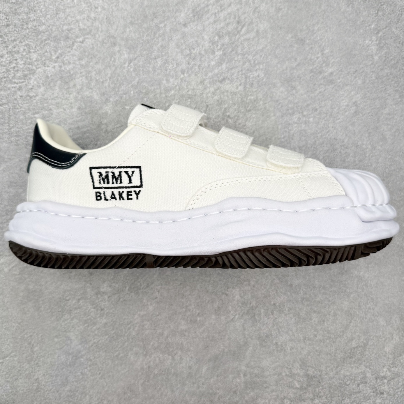 Maison Mihara Yasuhiro MMY "BLAKEY" OG Sole Low-top Sneaker