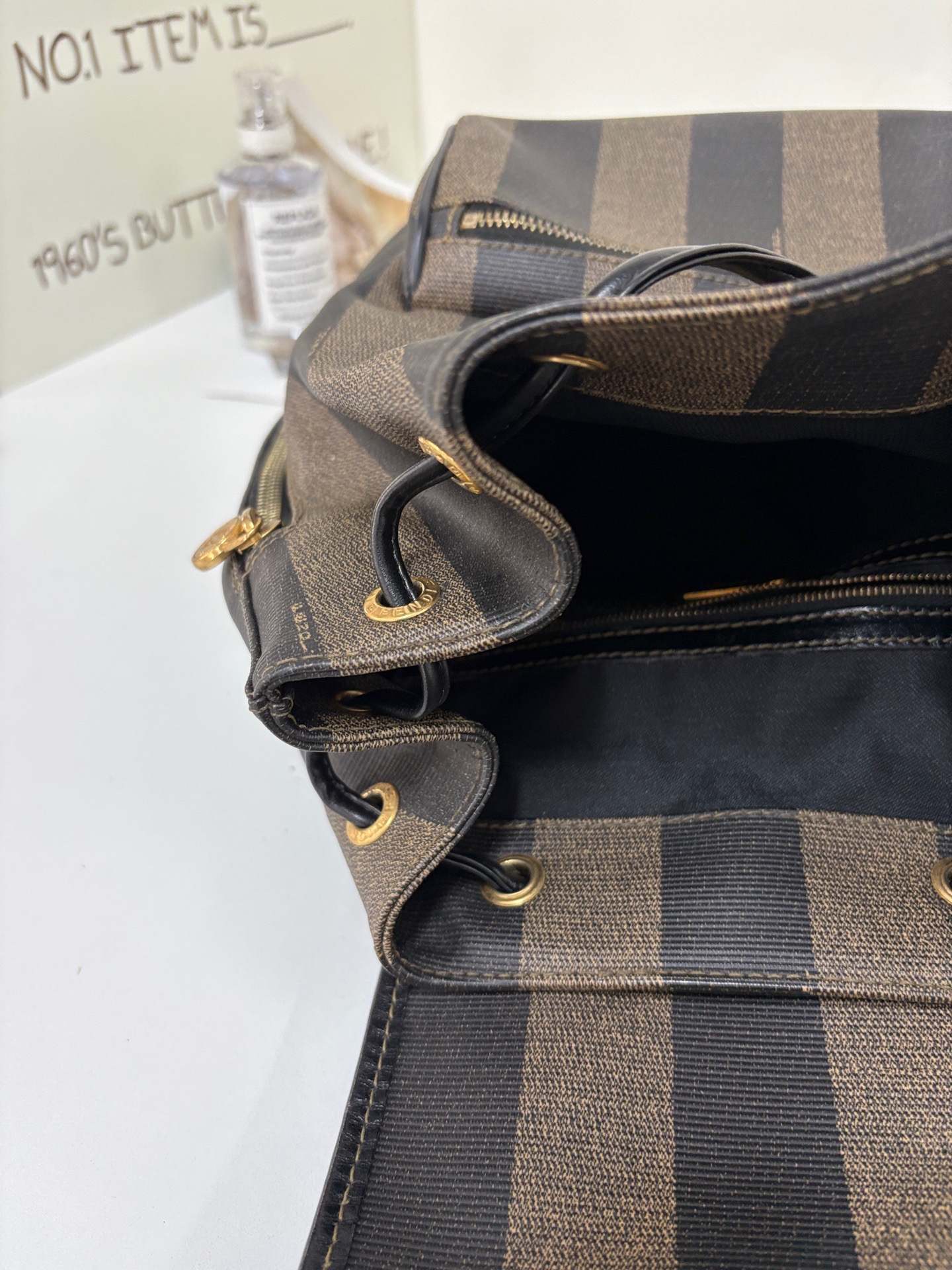 【預訂貨品】Fendi老花胡桃木書包🎒