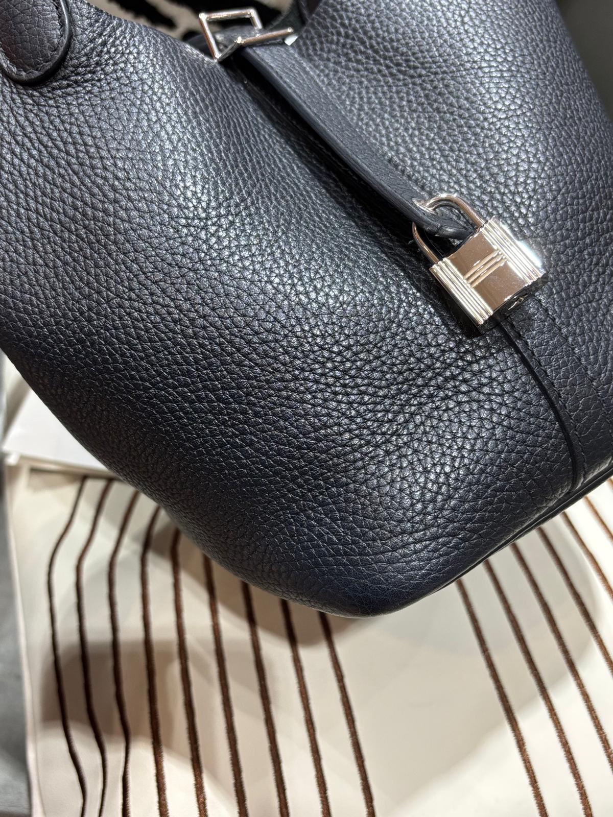 Hermes picotin 18,  黑銀 100%Authentic ,90%new  ✅收據✅key lock ✅box  