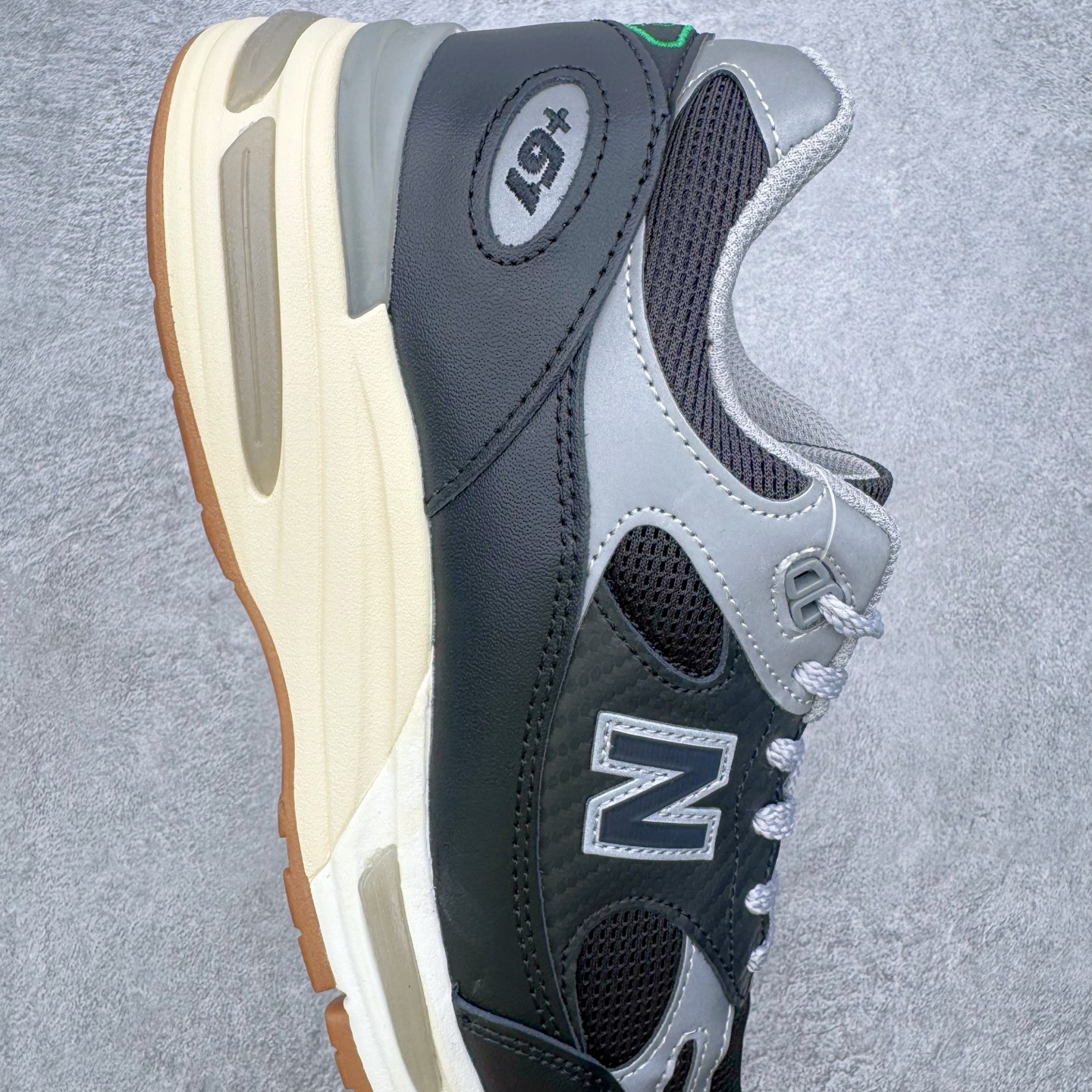 New Balance 991v2 U991UT2