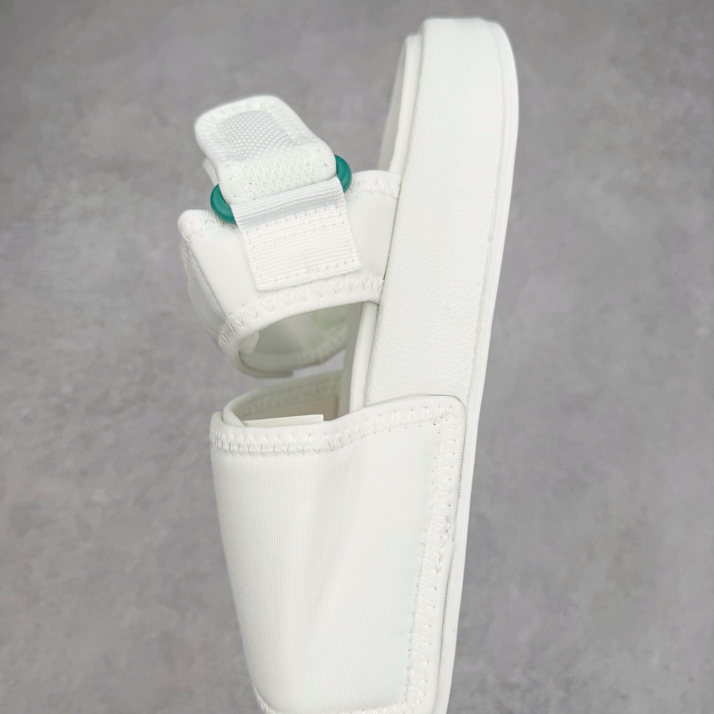 Adidas Adilette Sandal 4.0