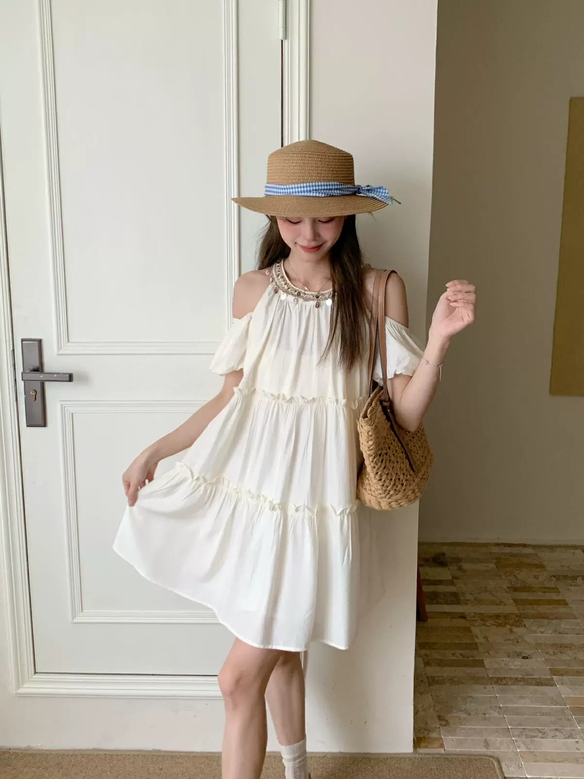 Natasha Bohemia Halterneck Dress 波西米亚度假风挂脖露肩连衣裙👗(3 colors)