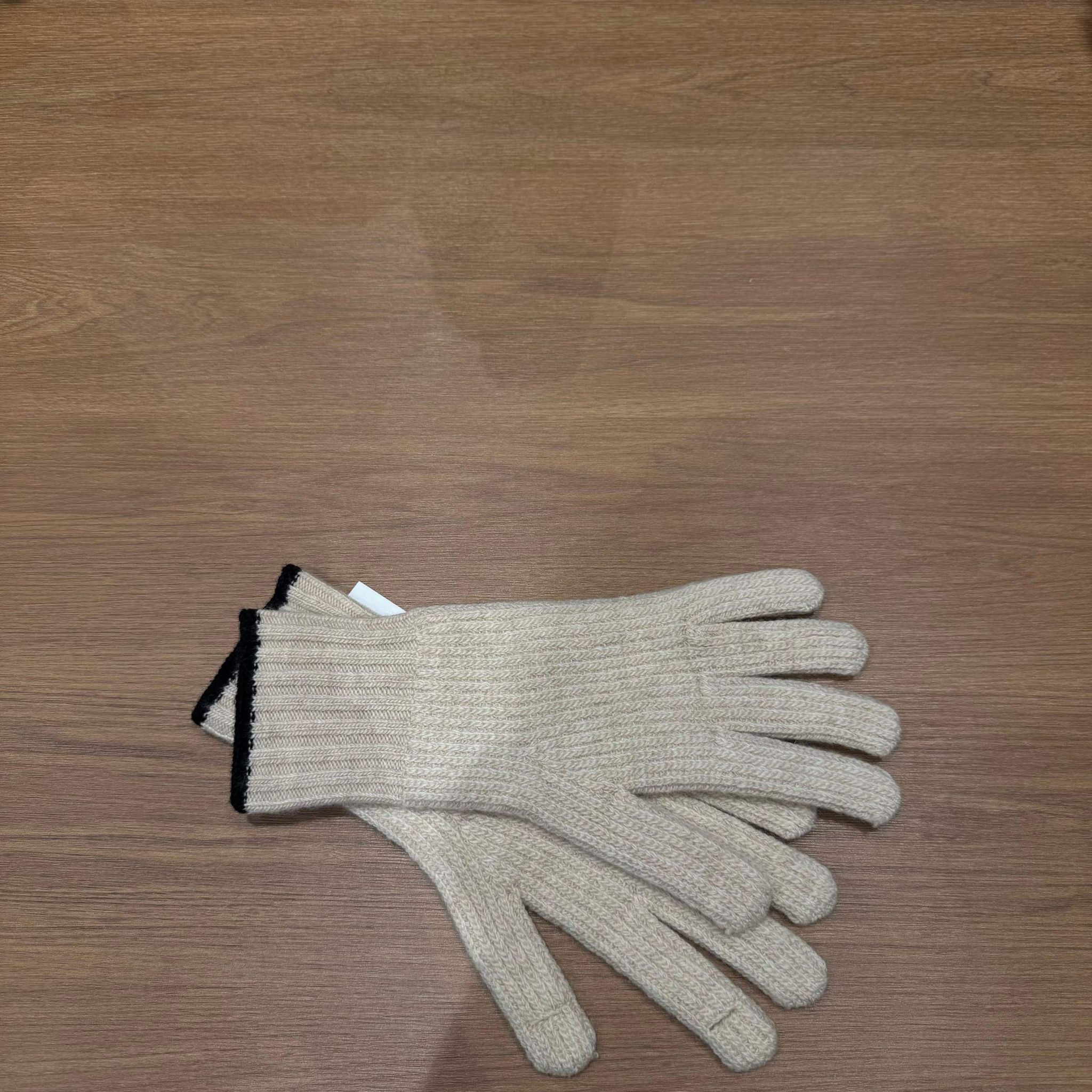 Marithe Classic Logo Glove