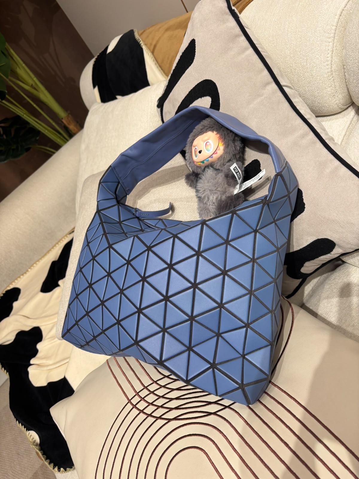 Issey Miyake Hobo Bag 100%Authentic, 99%New
