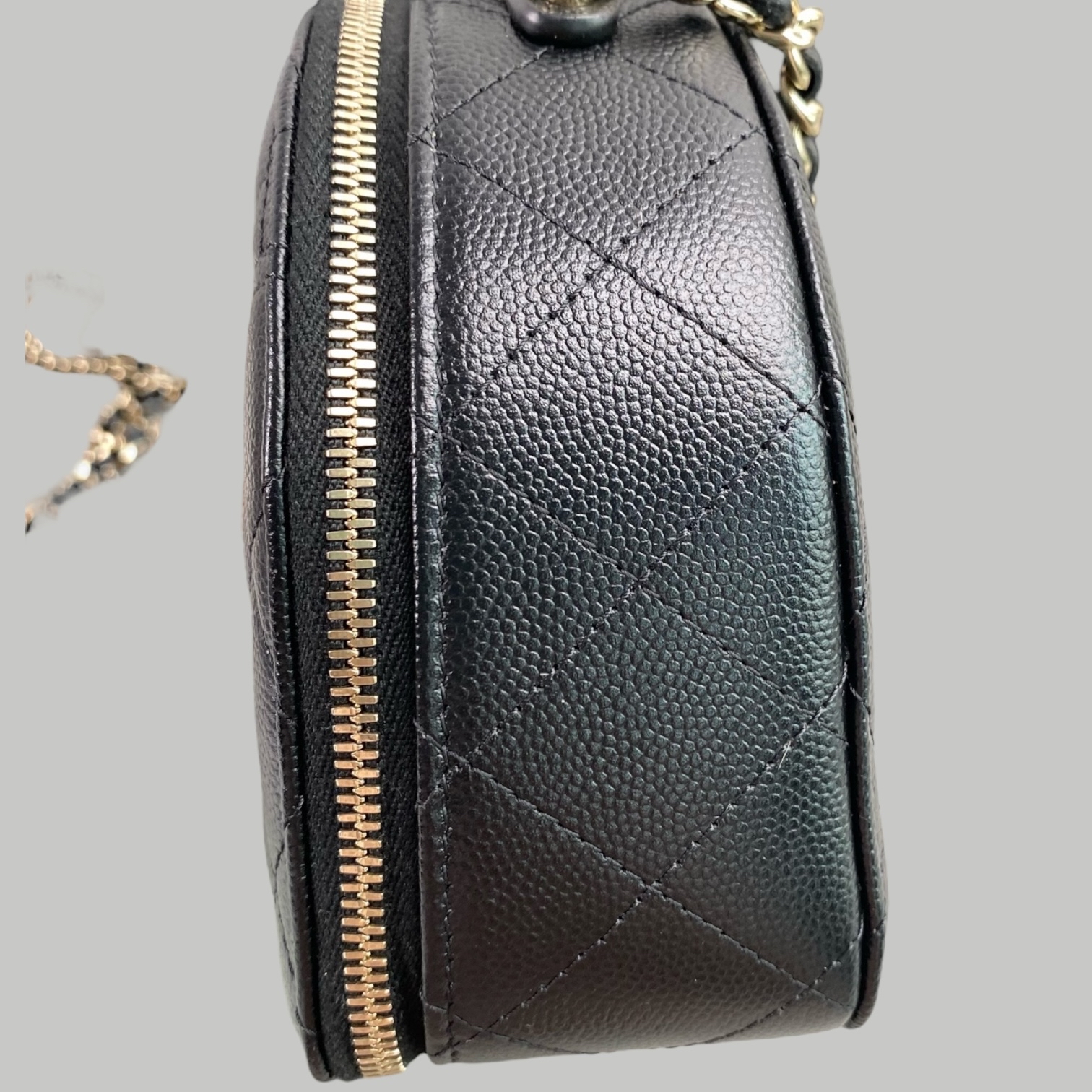 Chanel 25C Caviar Chain bag 牛皮保齡袋