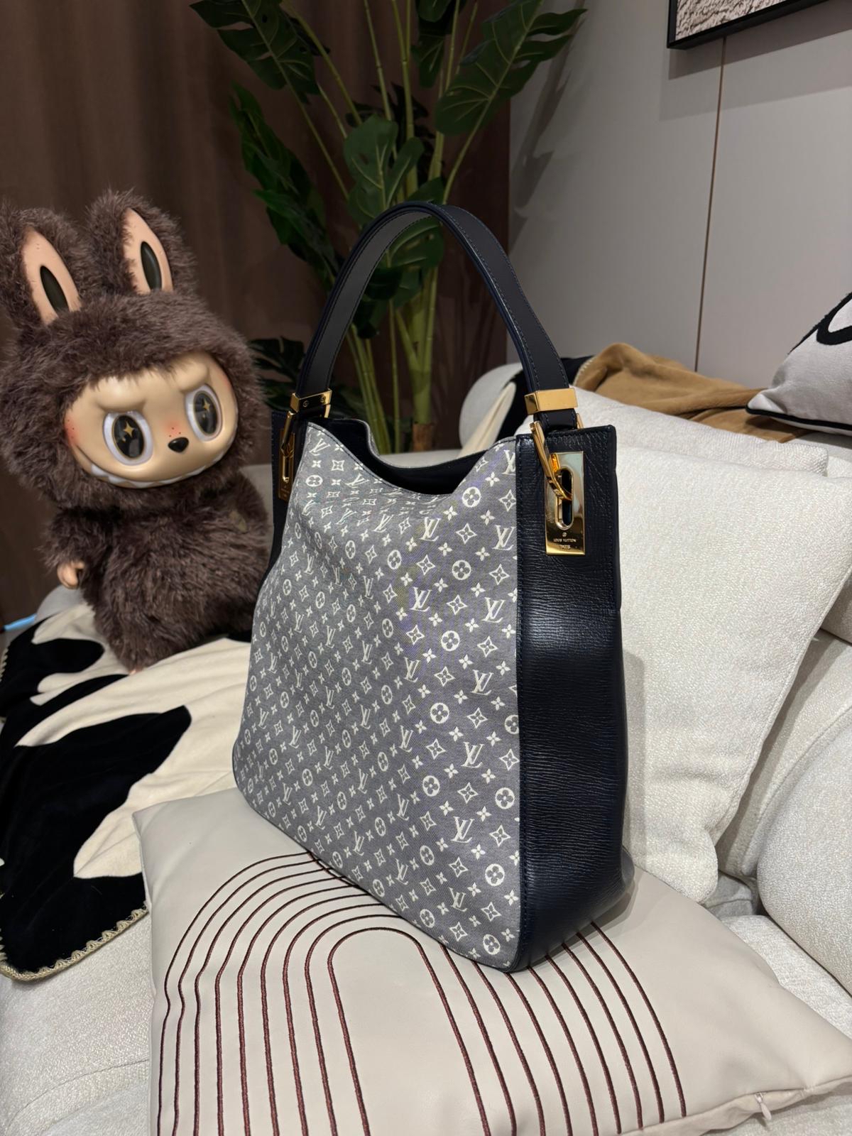 Lv Idylle Rendezvous PM Shoulder Bag M40744  100%Authentic, 95%New✅Dust bag