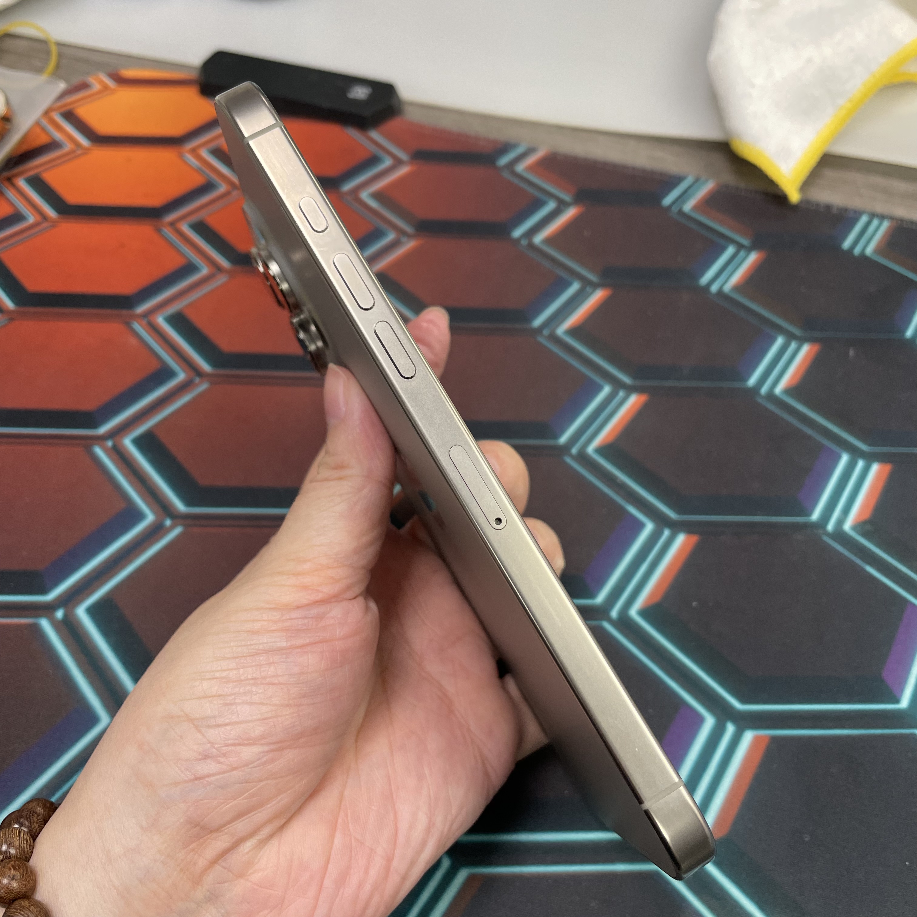 *8268 16 pro max 完美機 256GB 電100 原色 gray
