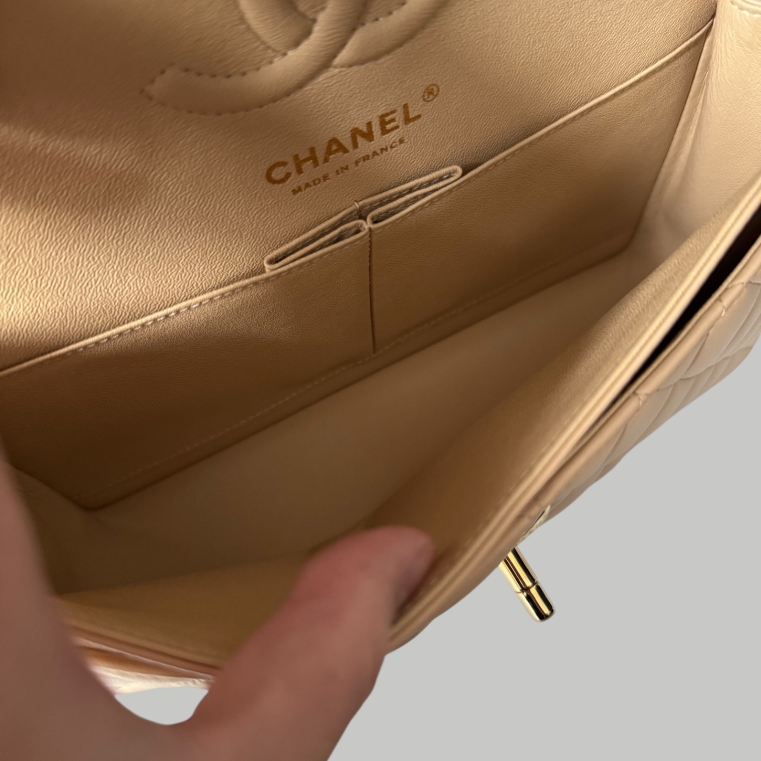 Chanel Lambskin 23cm 奶茶金扣