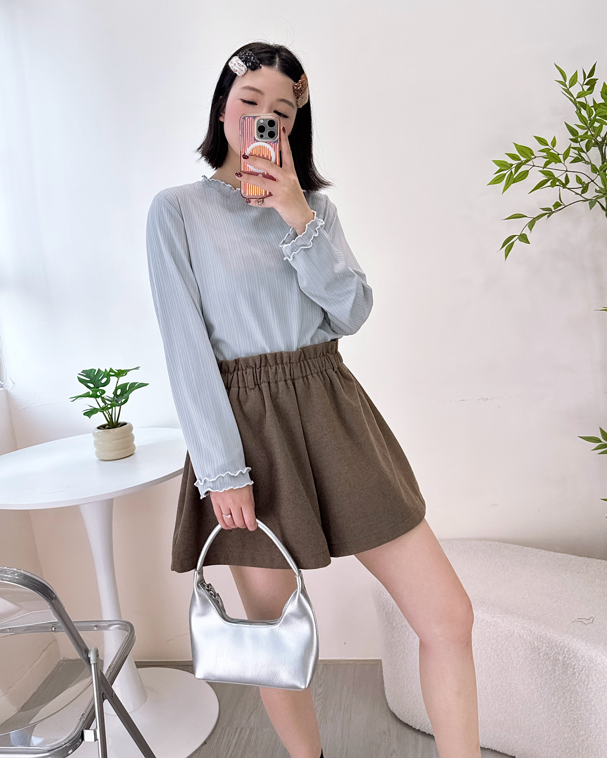 親膚直紋荷葉邊上衣 2色