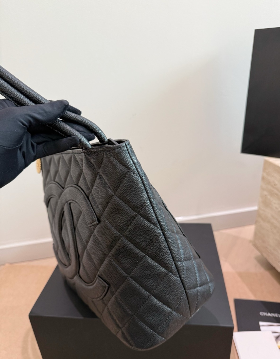 Chanel希爾頓金幣包🤭 禮盒裝