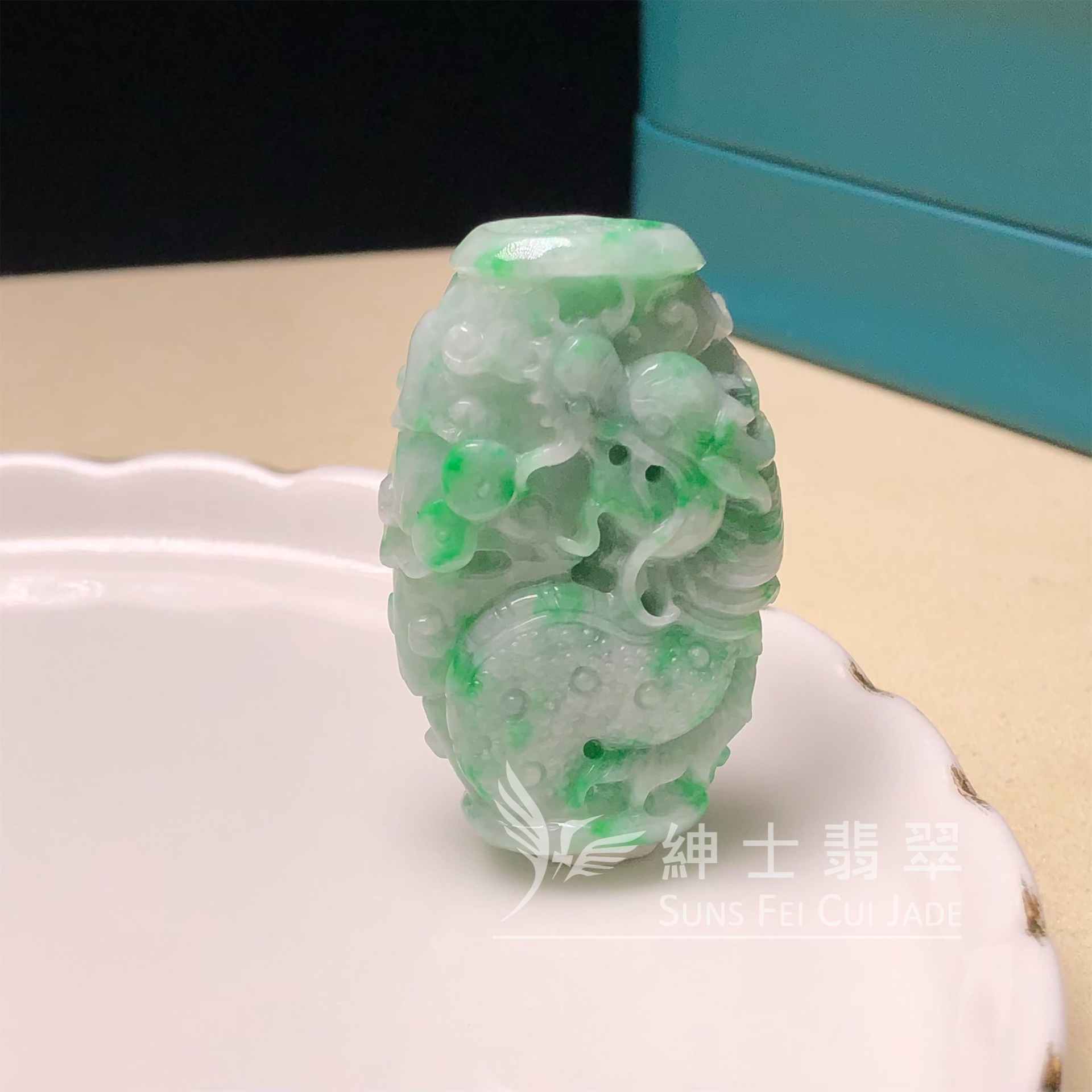 B07735 立體桶形龍吊墜