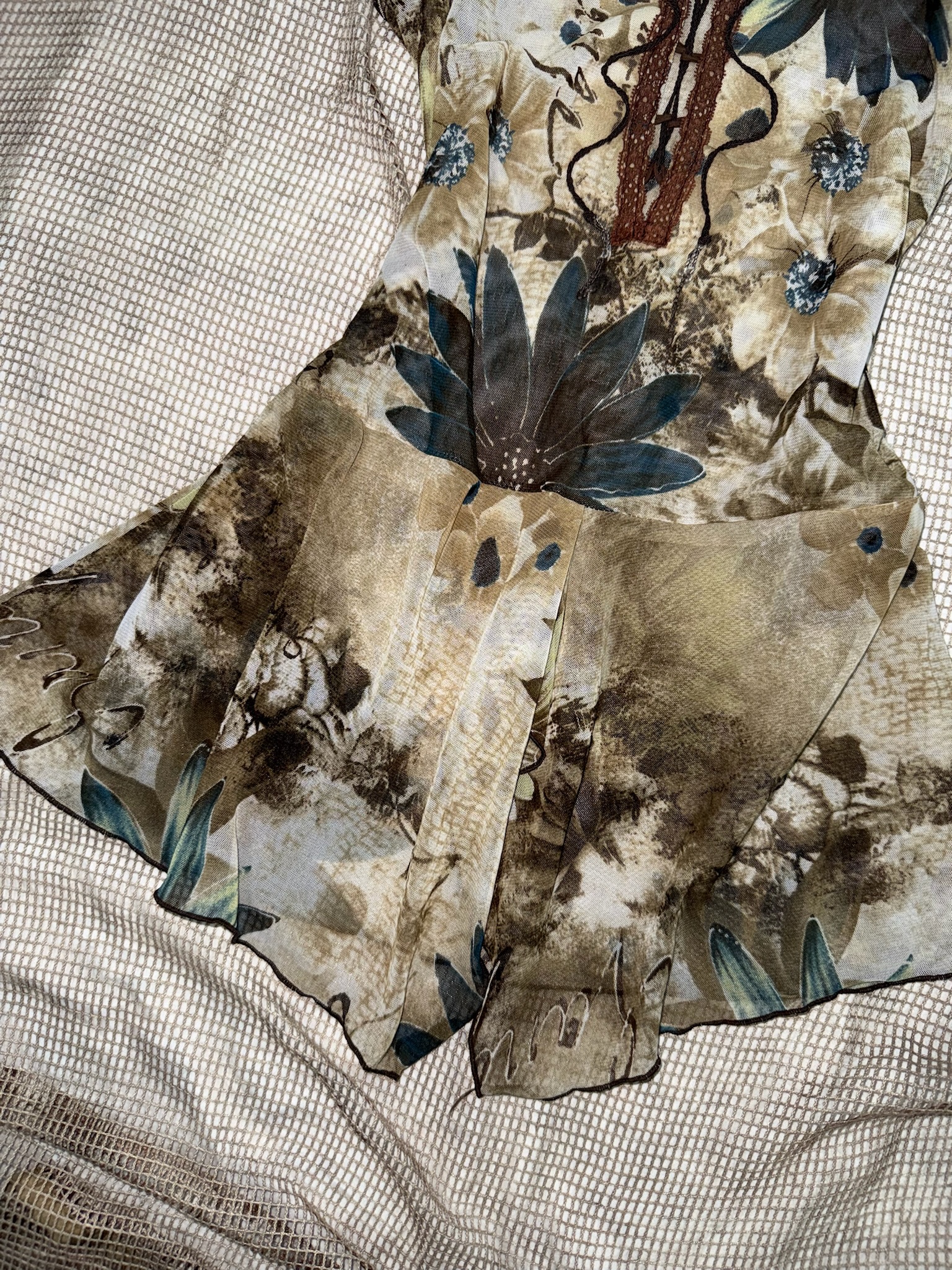 Fairy Grunge Floral Lace-Up Mesh Top