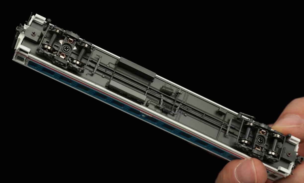 北韓火車模型系列（客運七節）