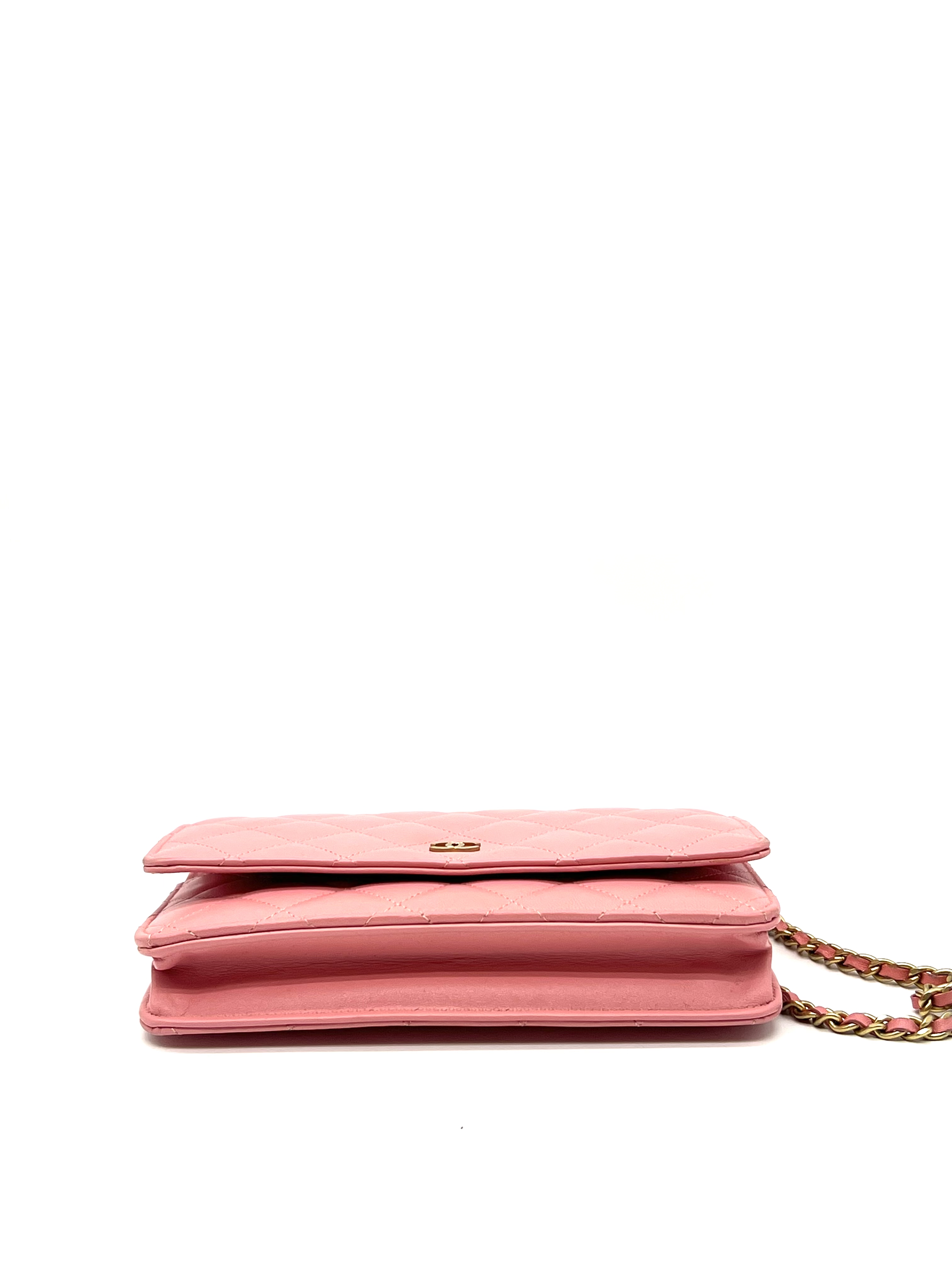 Pre-Owned CHANEL Matelasse Caviar WOC / Product Code: 26042210