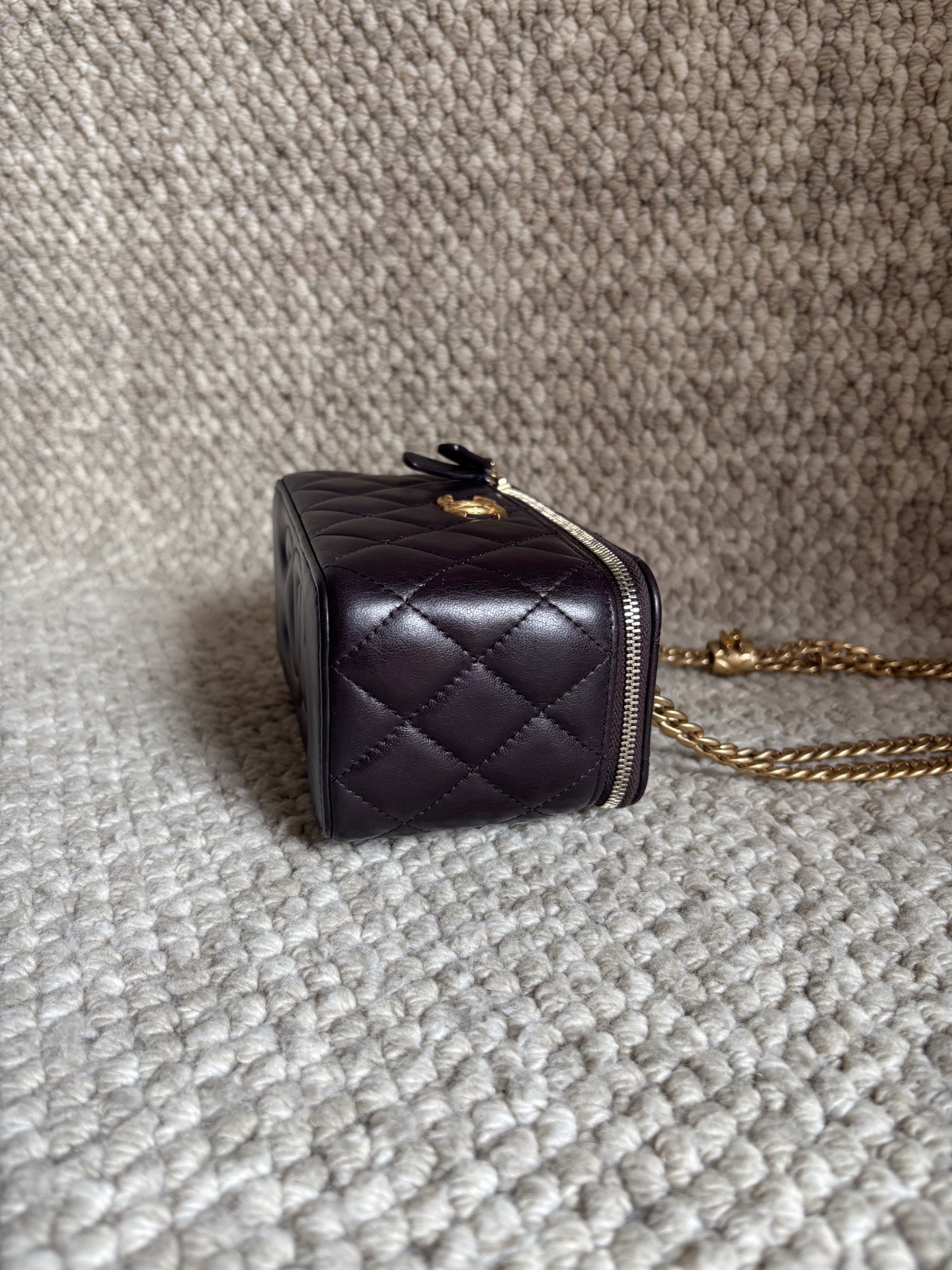 【預訂貨品】Chanel朱古力啡化妝包