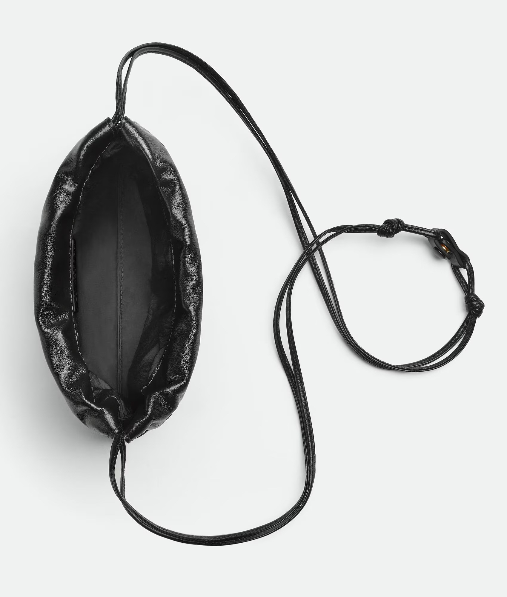 指定顏色限時優惠❣️訂貨📮 BV Small Dustbag 放得落電話 📲  Size 21x16x3 cm