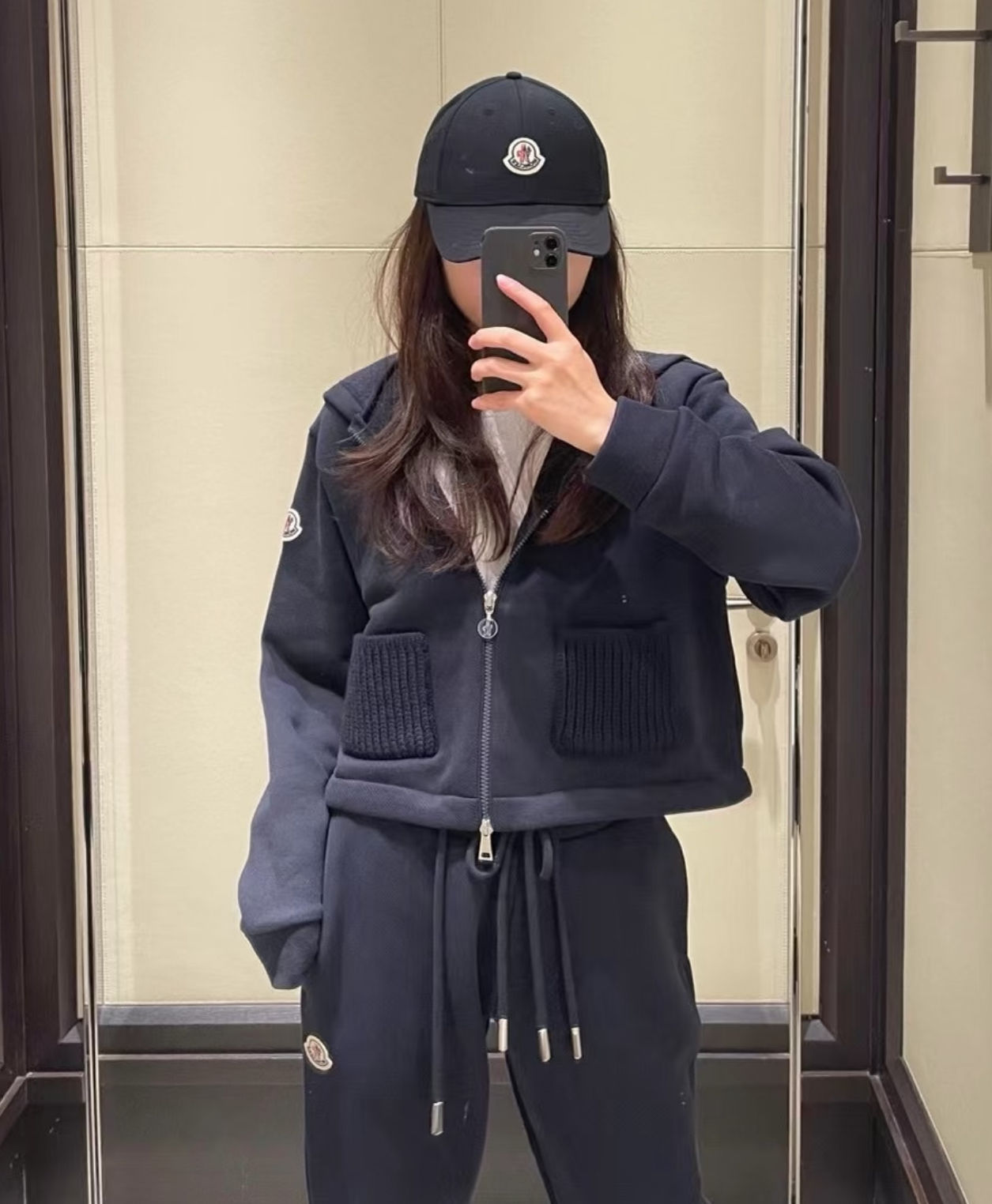 訂貨📮Moncler 新款深藍色連帽外套 🫶🏻 SIZE S/M/L