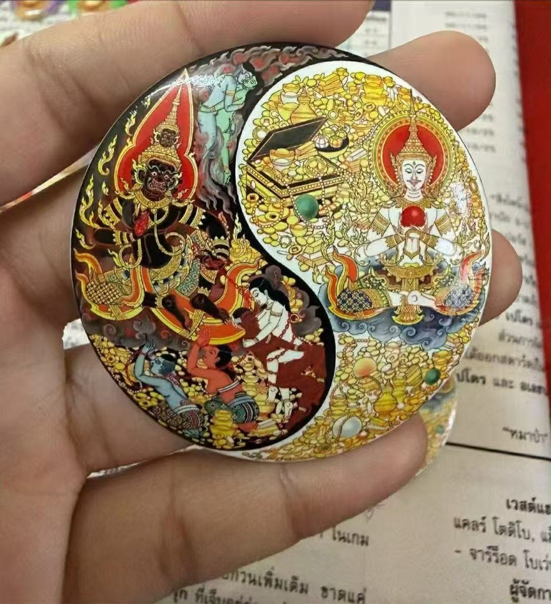 阿讚Wiang最新力作——「半神半魔」瓷面，特別版背面帶富翁賓靈，製作20尊。