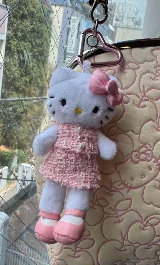 ［6月頭到貨］🇯🇵日本限定Hello Kitty迷你長腿掛件
