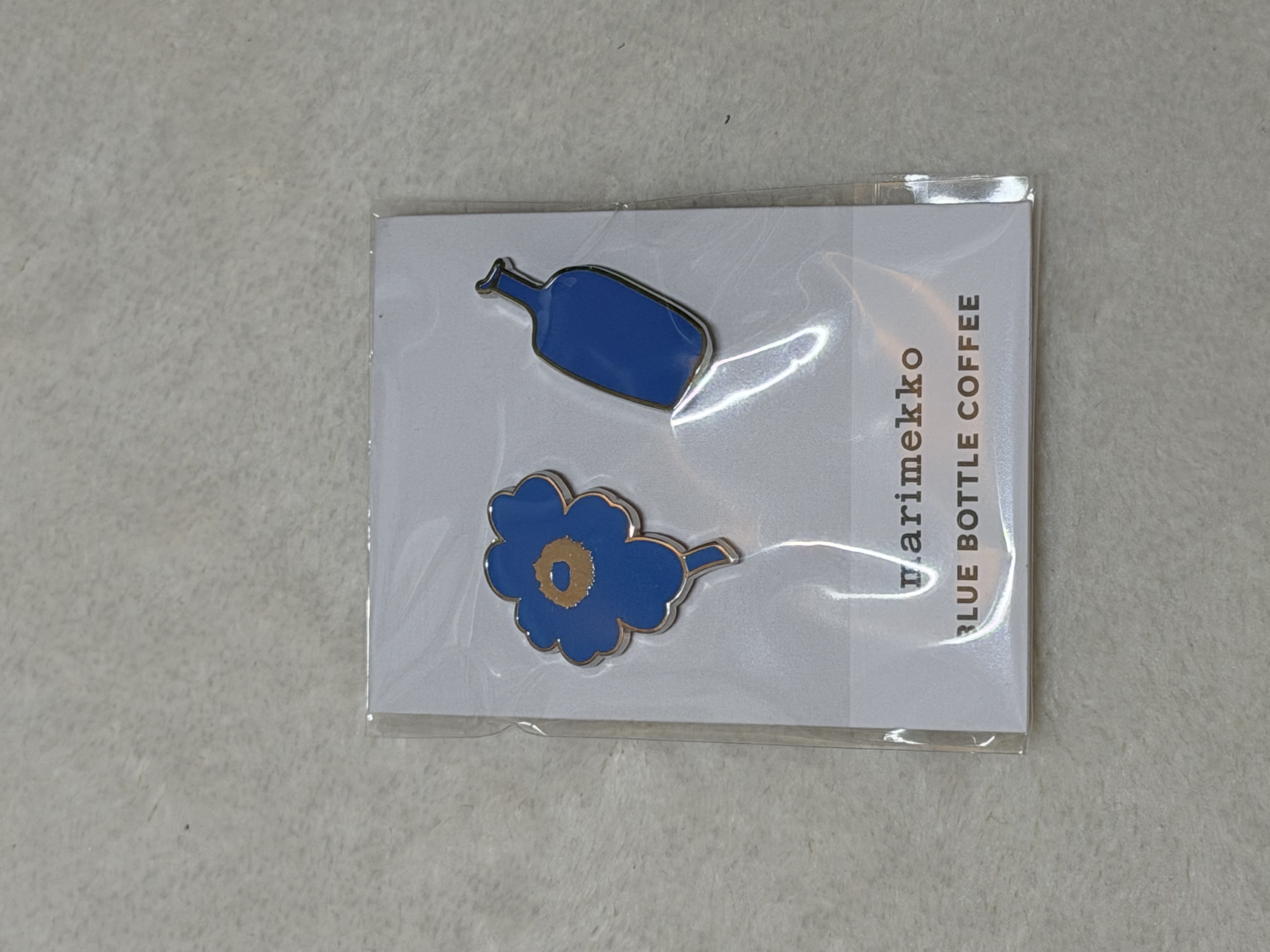 日本 Blue bittle x Marimekko pins