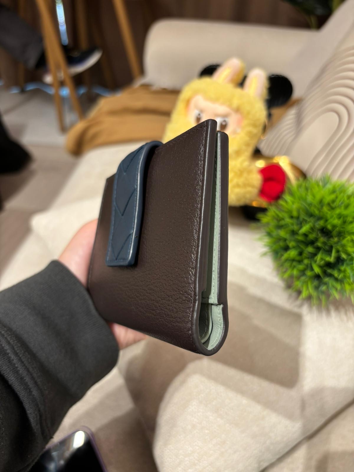 Bottega Veneta BV Wallet 100%Authentic, 全新Brand New ✅代購收據✅Box