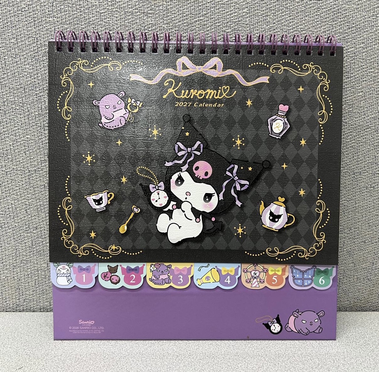 🇭🇰港版Sanrio 2027年座枱月曆