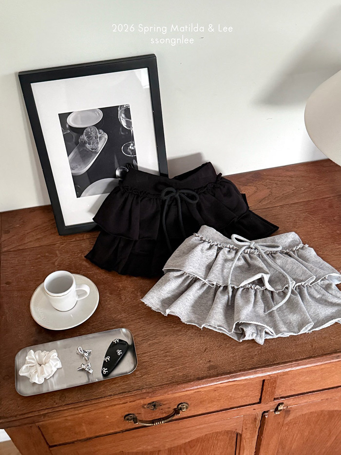 🇰🇷Matilda&Lee skirt