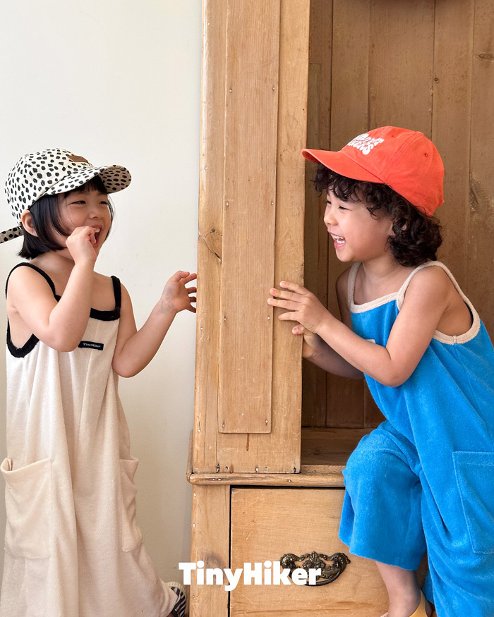 🇰🇷Tiny Hiker連身褲