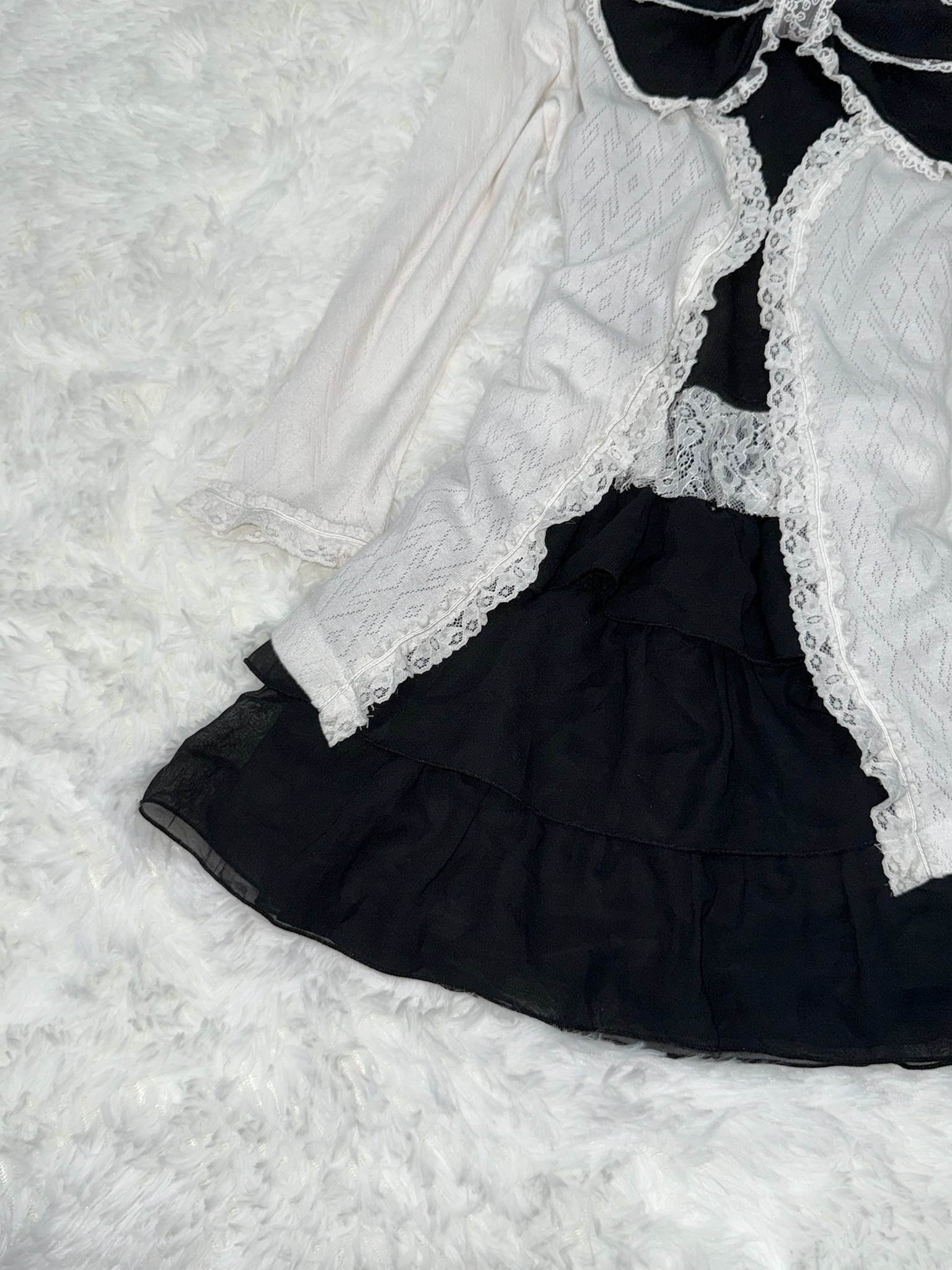 Black & White Lace Bow Set