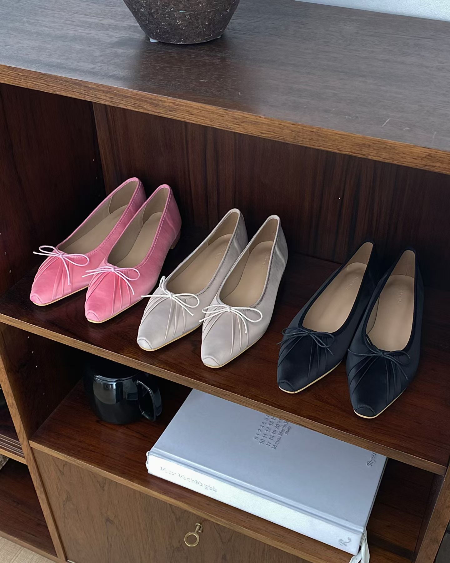 Satin rushed ballet shoes 