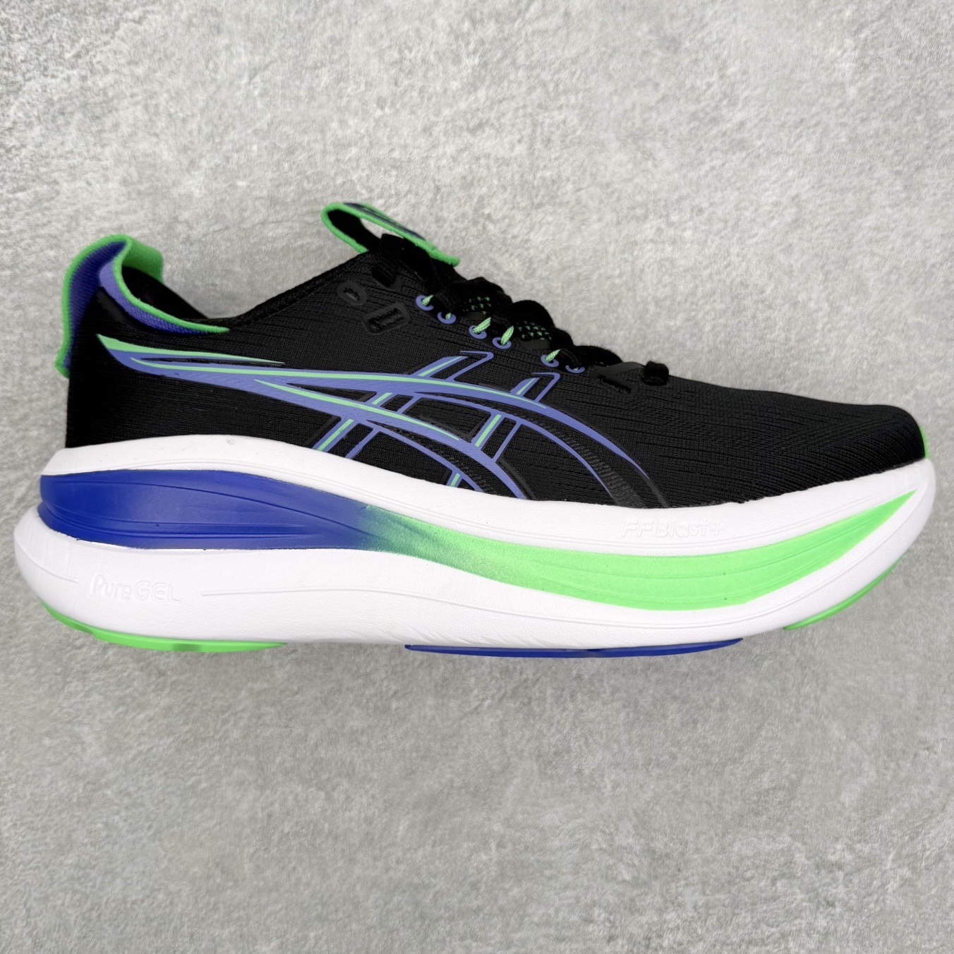 Asics Gel-Nimbus 28