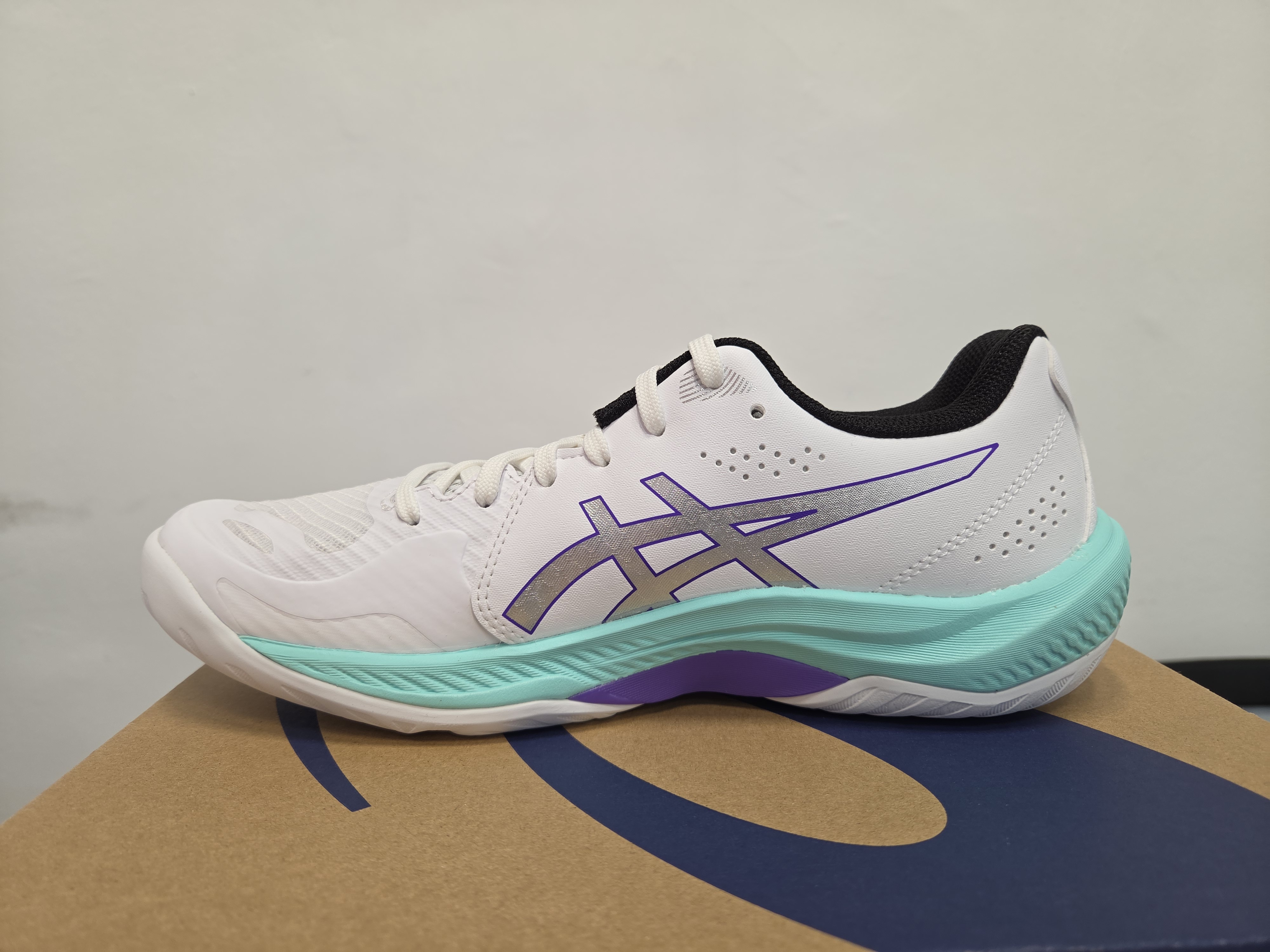 Asics Beyond FF 2 排球鞋
