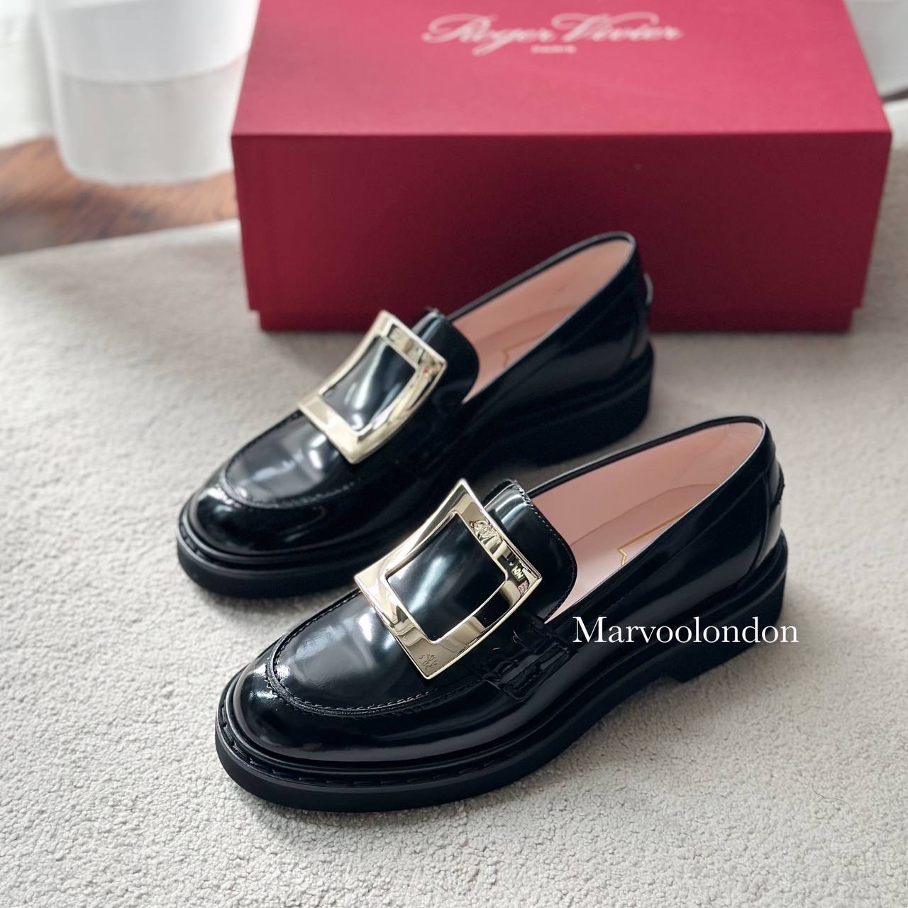 限時優惠🩷訂貨🍒RV 經典款漆皮loafer  每年冬天熱賣款✨✨ WhatsApp check size 