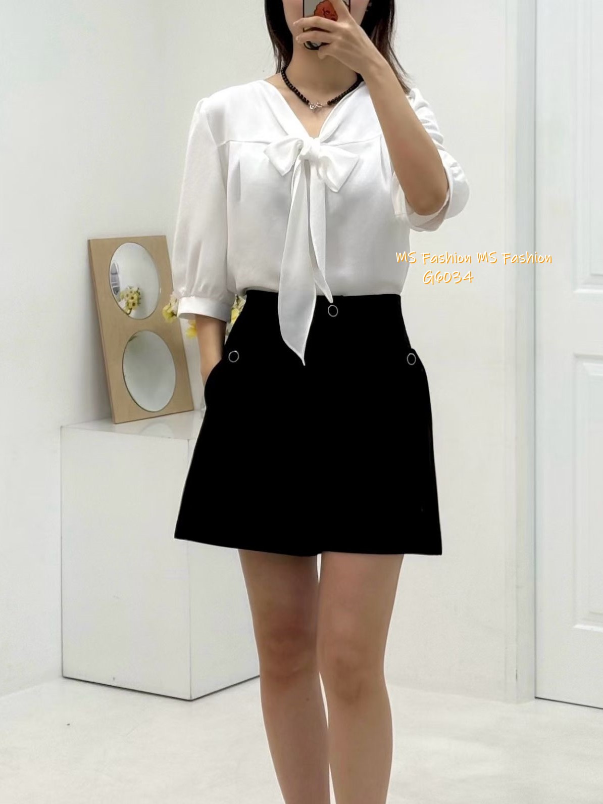 G6034 韓國🇰🇷V領大蝴蝶top