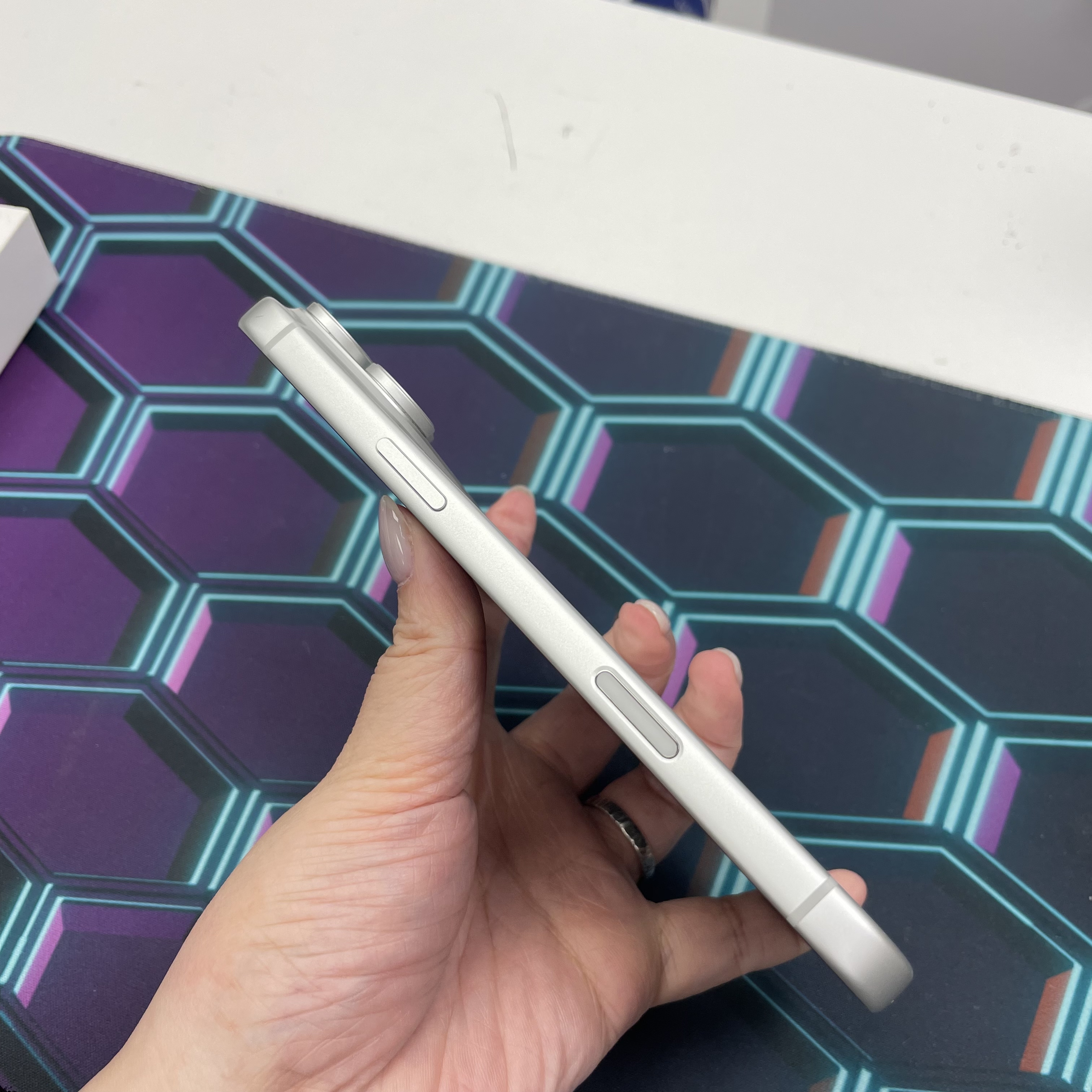 *6492 17 Pro max 完美機 256GB 電100 銀色 sliver