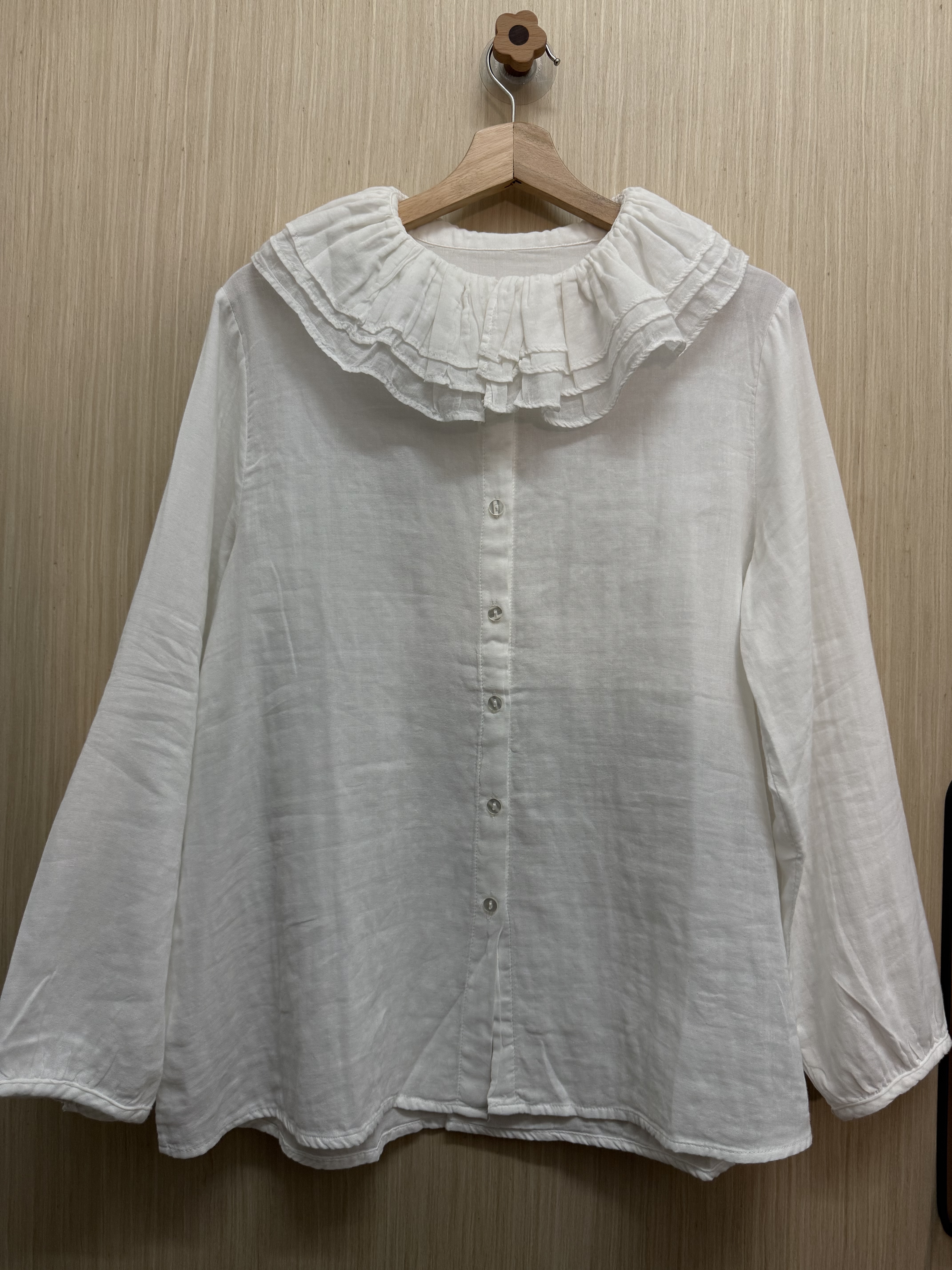 三層荷葉領薄𝐛𝐛棉上衣