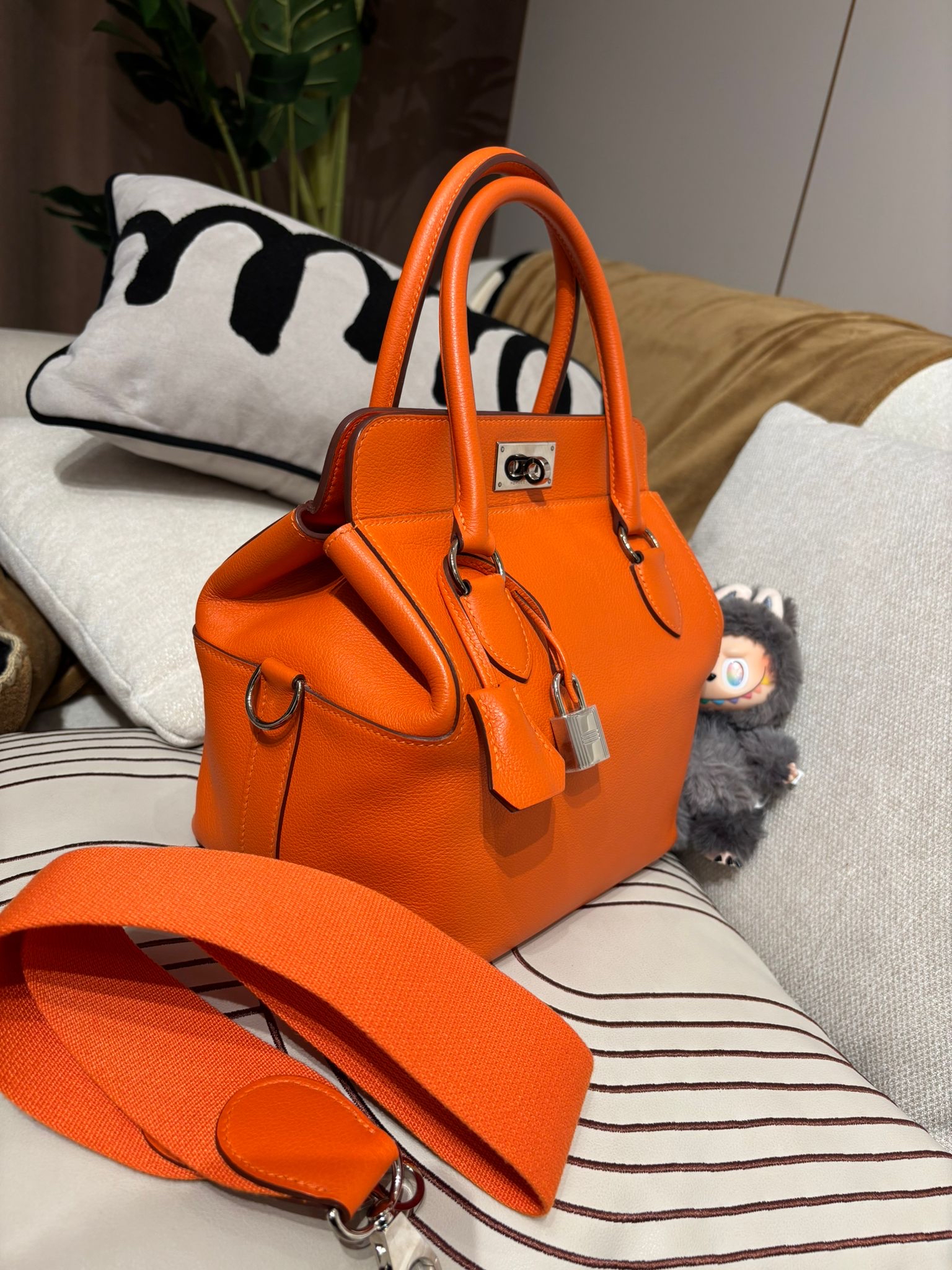 Hermes toolbox 20,orange ,STAMP T evercolor,100%Authentic ,90%new ✅KEY LOCK ✅dust bag✅STRAP