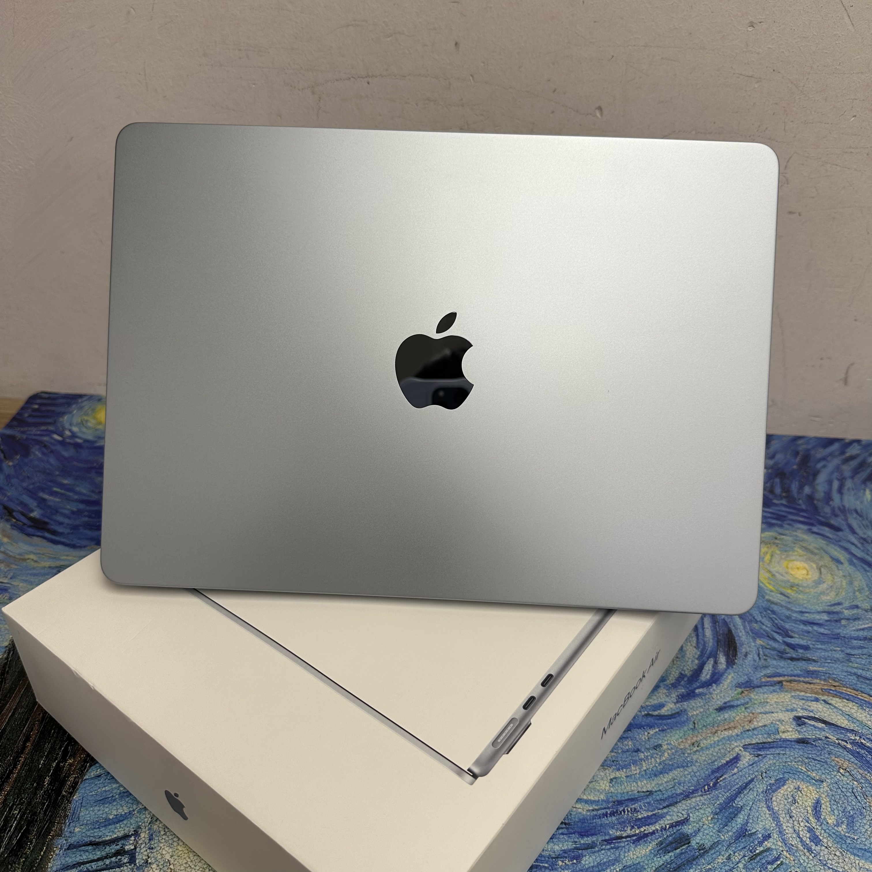 #5948 APPLE  MacBook Air M4 2025 M4 CPU/ 16GB Ram/512GB SSD/10核心GPU/Liquid Retina Mon/13吋/天藍色/Gaming Laptop / Notebook / 超強續航能力/文書機 / 畫圖 / 剪片 / Movie / Netflix