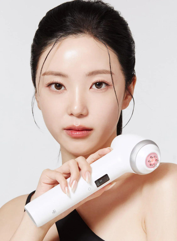 預訂預訂 Medicube AGE-R Ultra Tune 40.68 MHz高頻（RF）