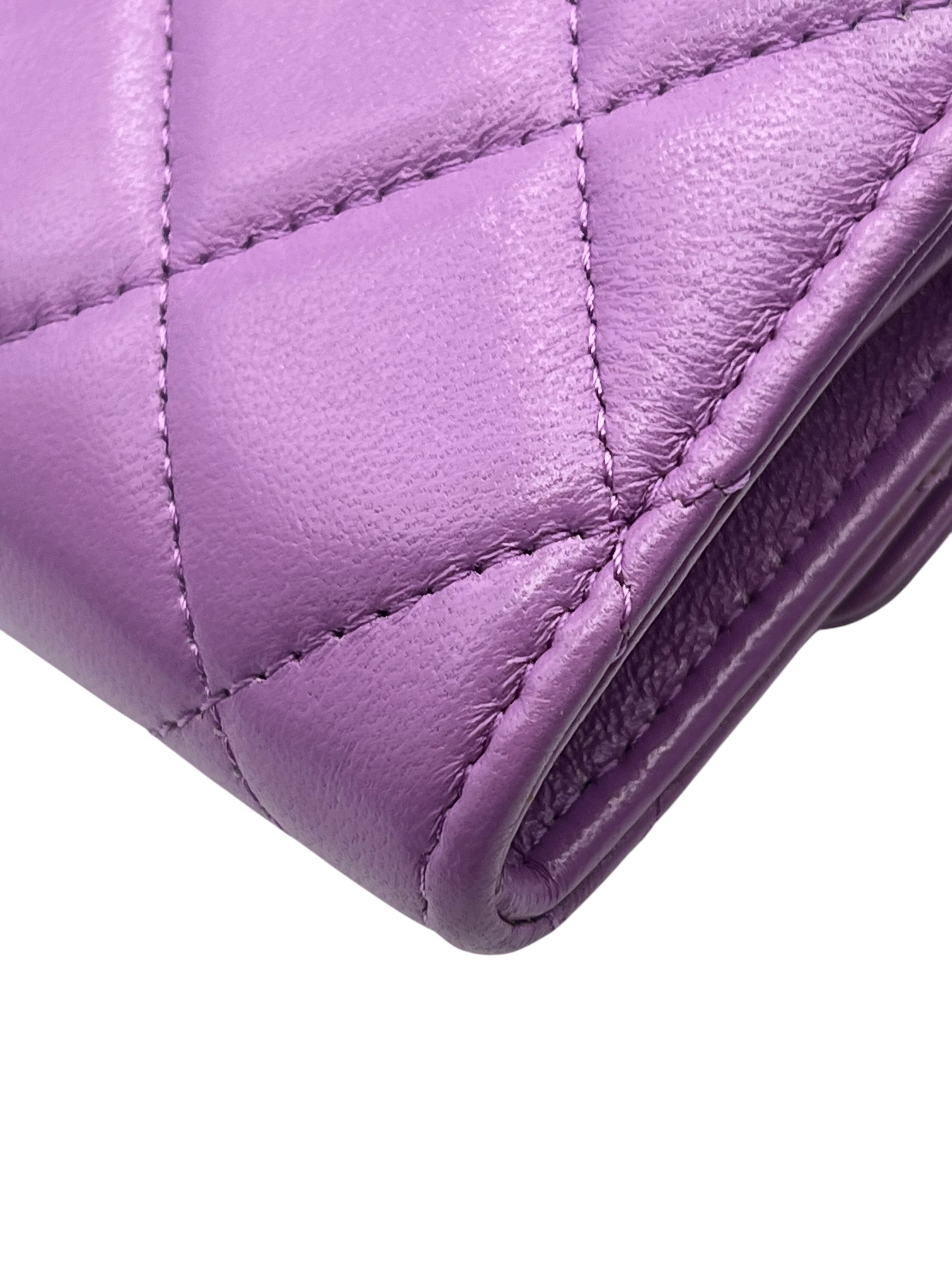 Pre-Owned CHANEL Card Case On Chain / Product Code: 061402