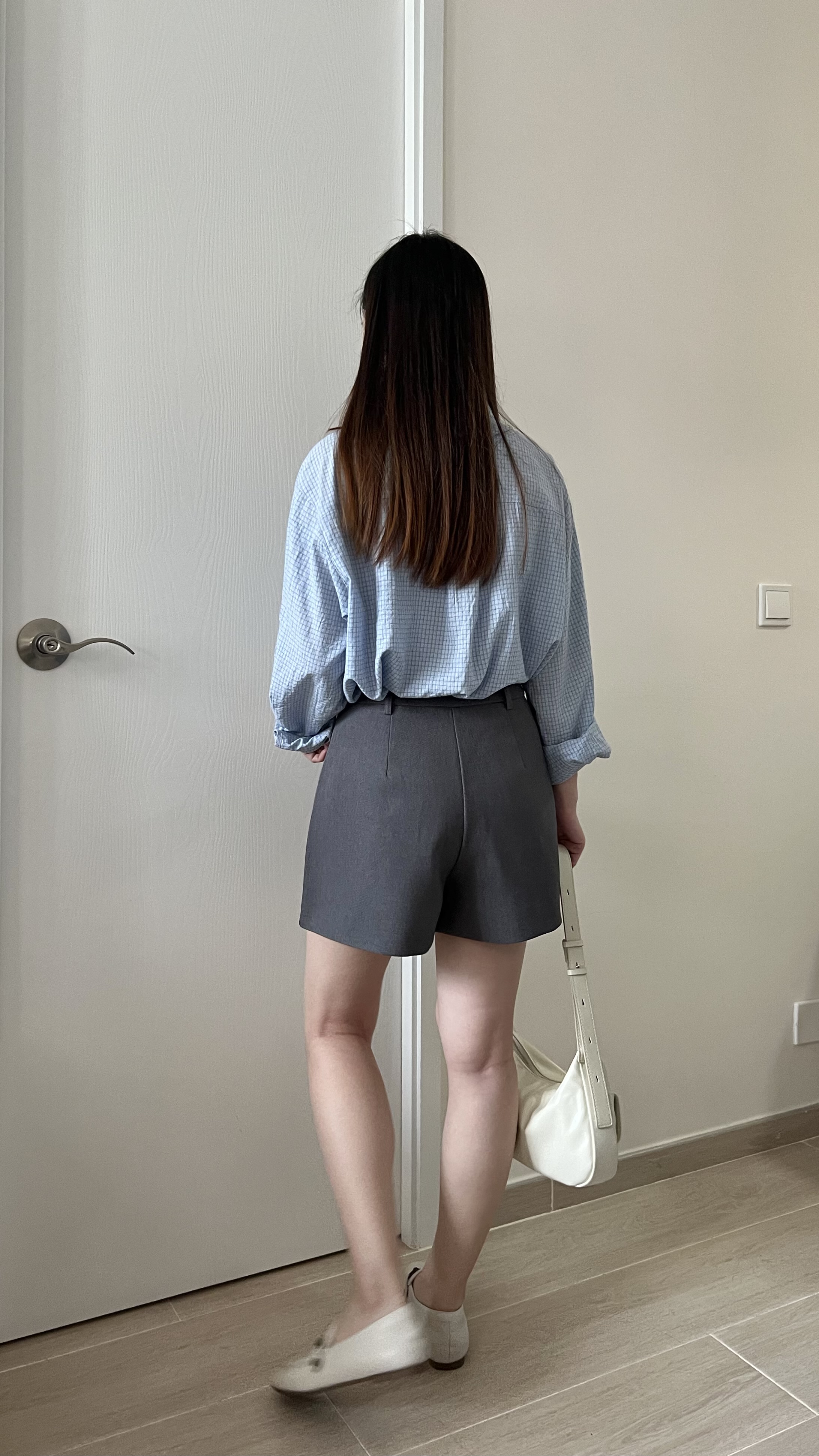 韓風細格紋薄恤衫 