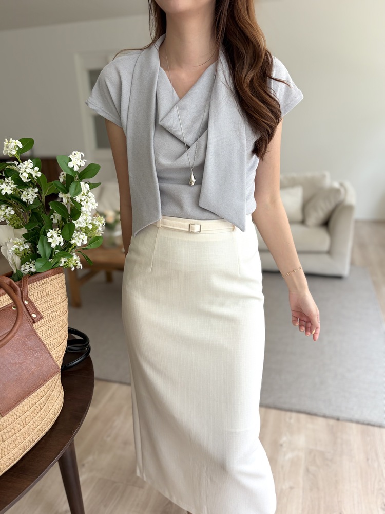 The Daily Tie Detail Top (Blue)