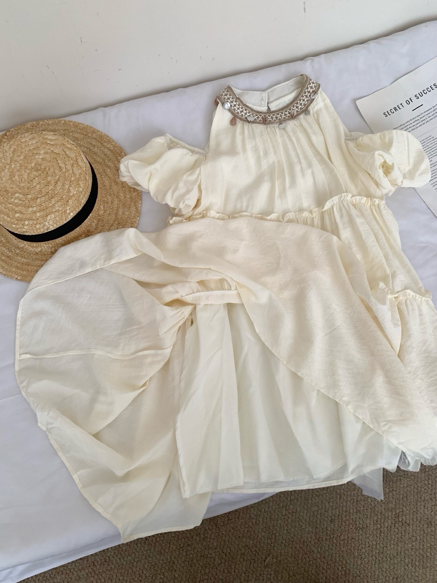 Natasha Bohemia Halterneck Dress 波西米亚度假风挂脖露肩连衣裙👗(3 colors)