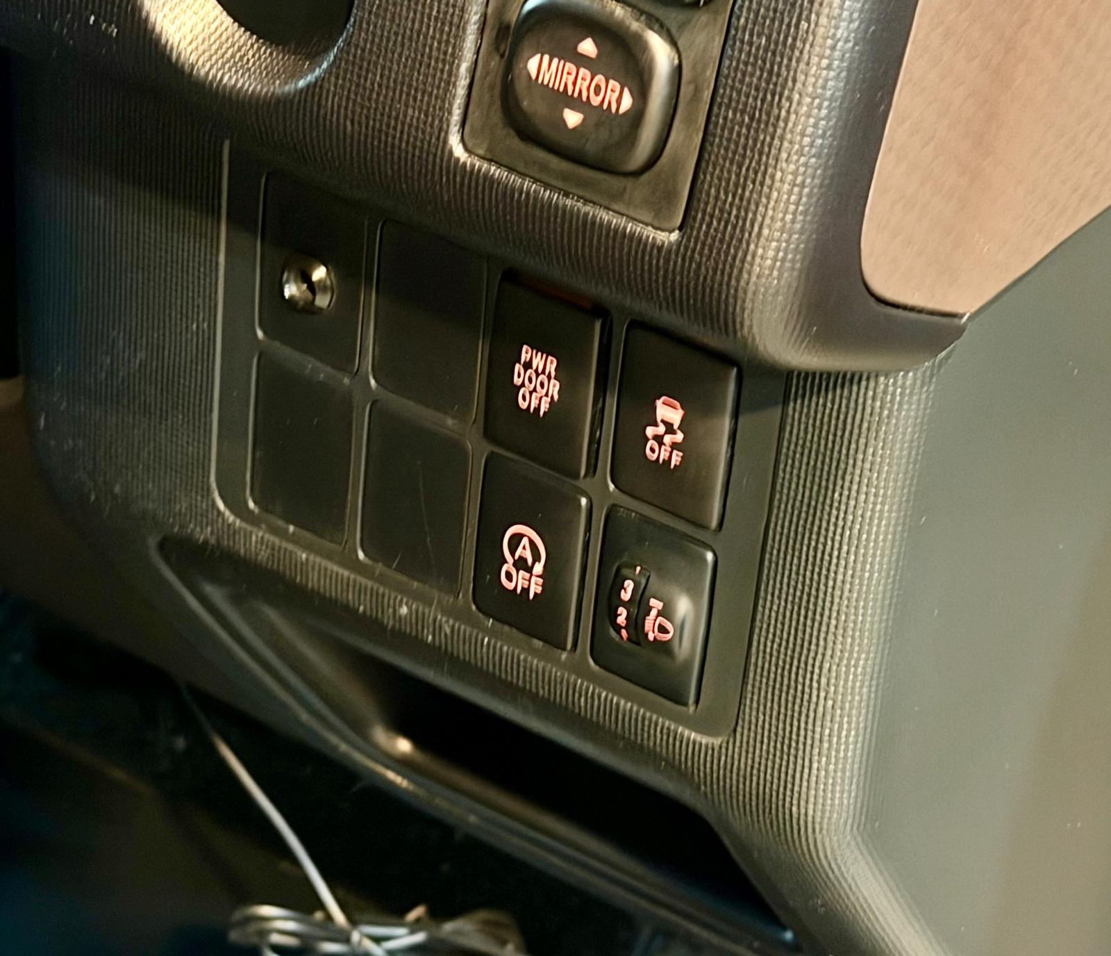 Toyota SPADE 1.5 Modellista 2015