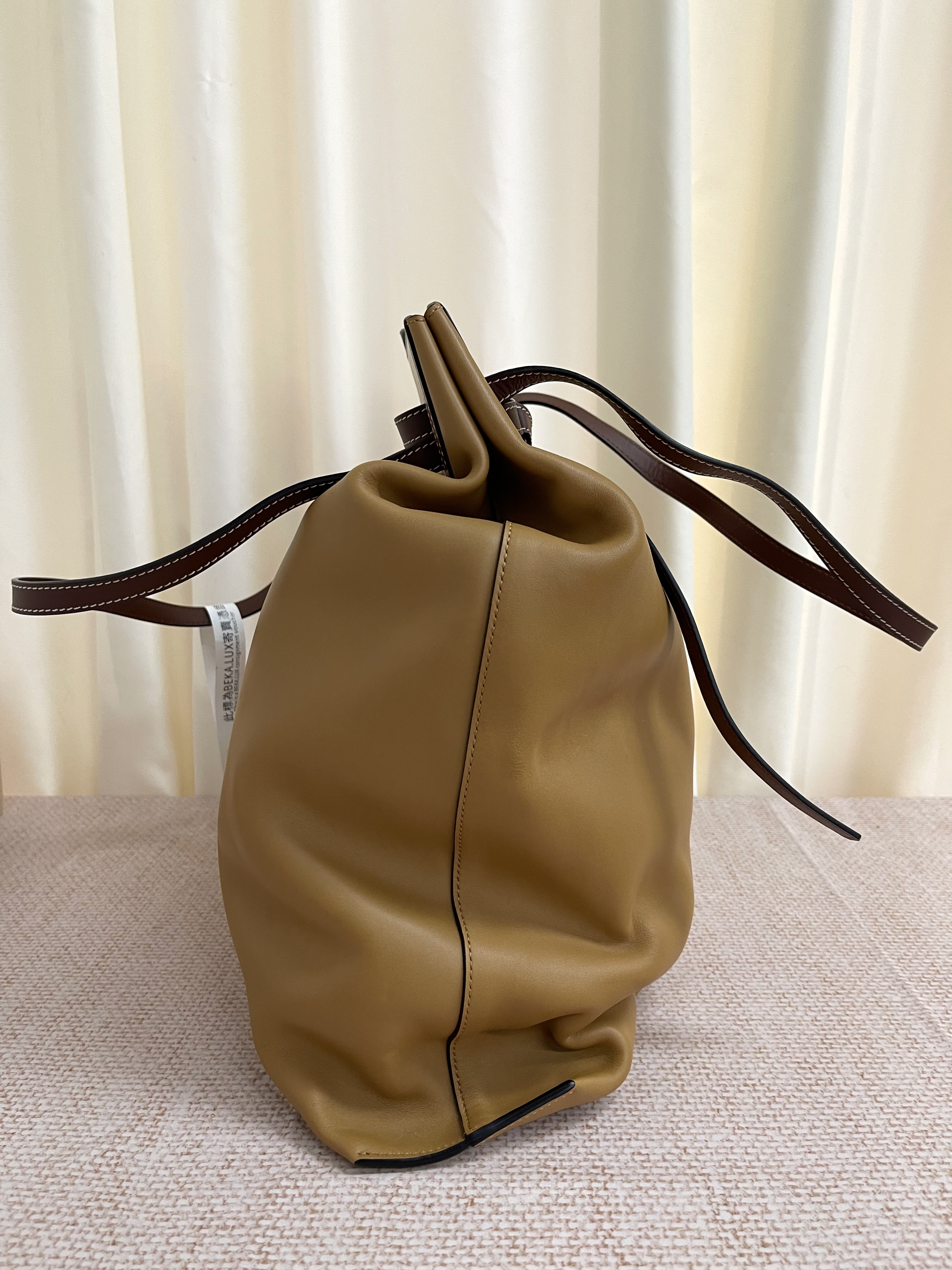 Pre-owned Loewe Lazo Tote Bag/ Product Code: 26021506